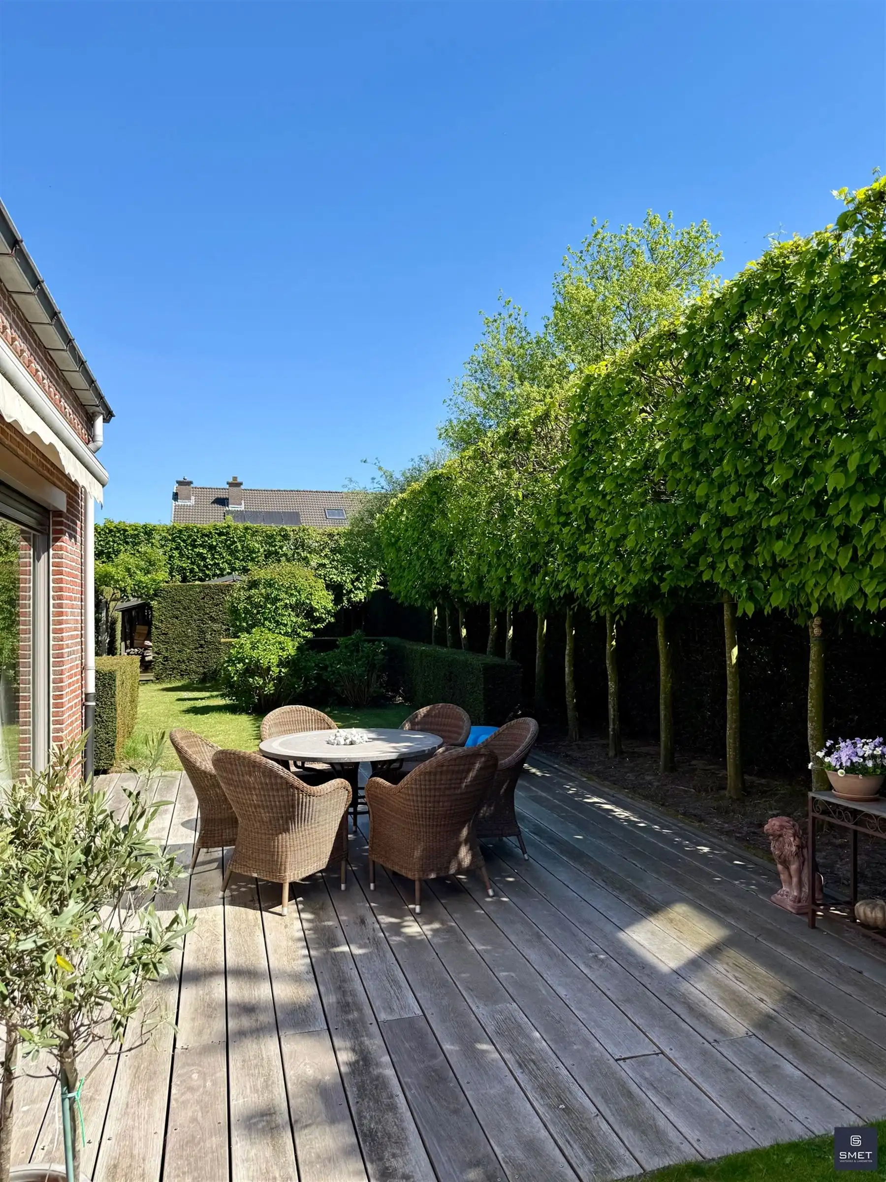 MOOIE VILLA MET 3 SLPKS EN DUB. GAR. OP TOPLIGGING foto 24