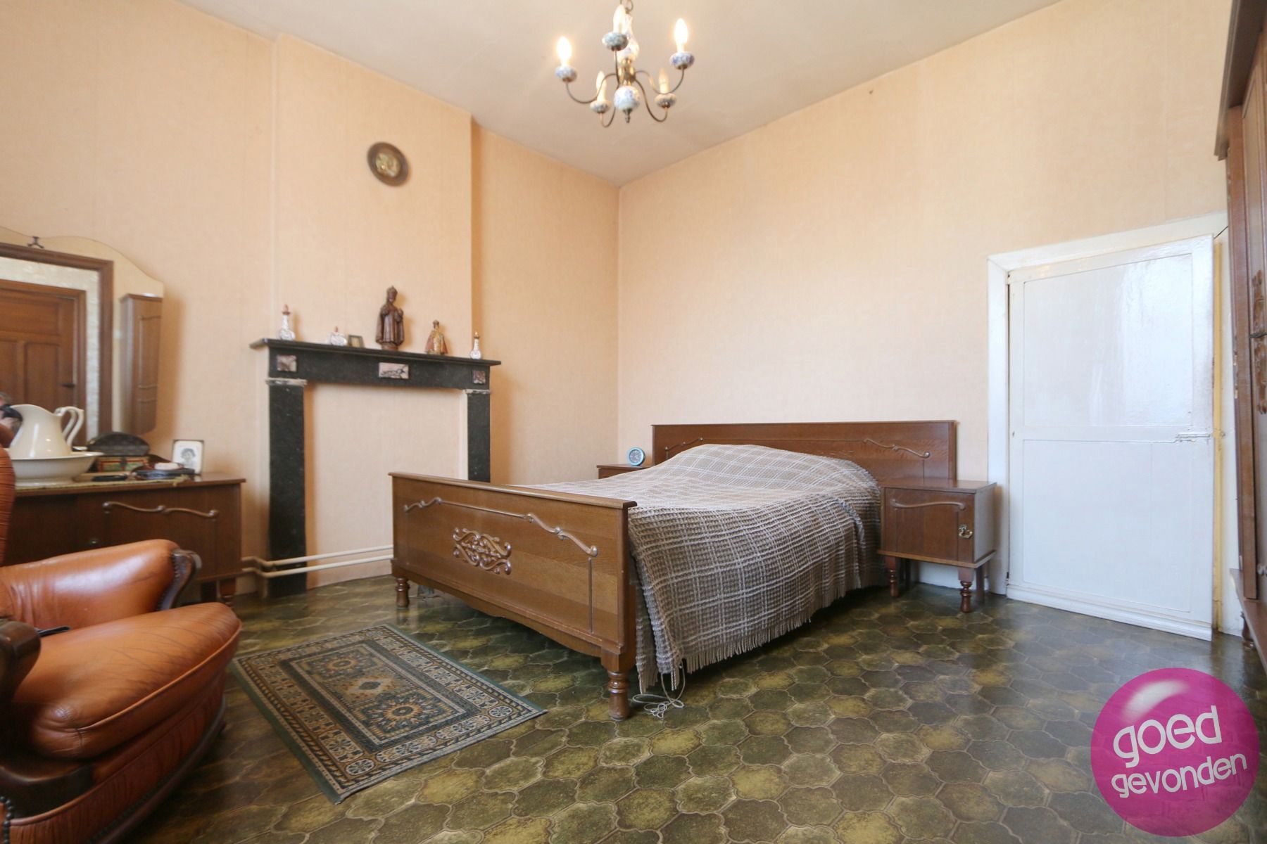 TE RENOVEREN HOEVE - PRACHTIG UITZICHT OP JEKERVALLEI foto 14