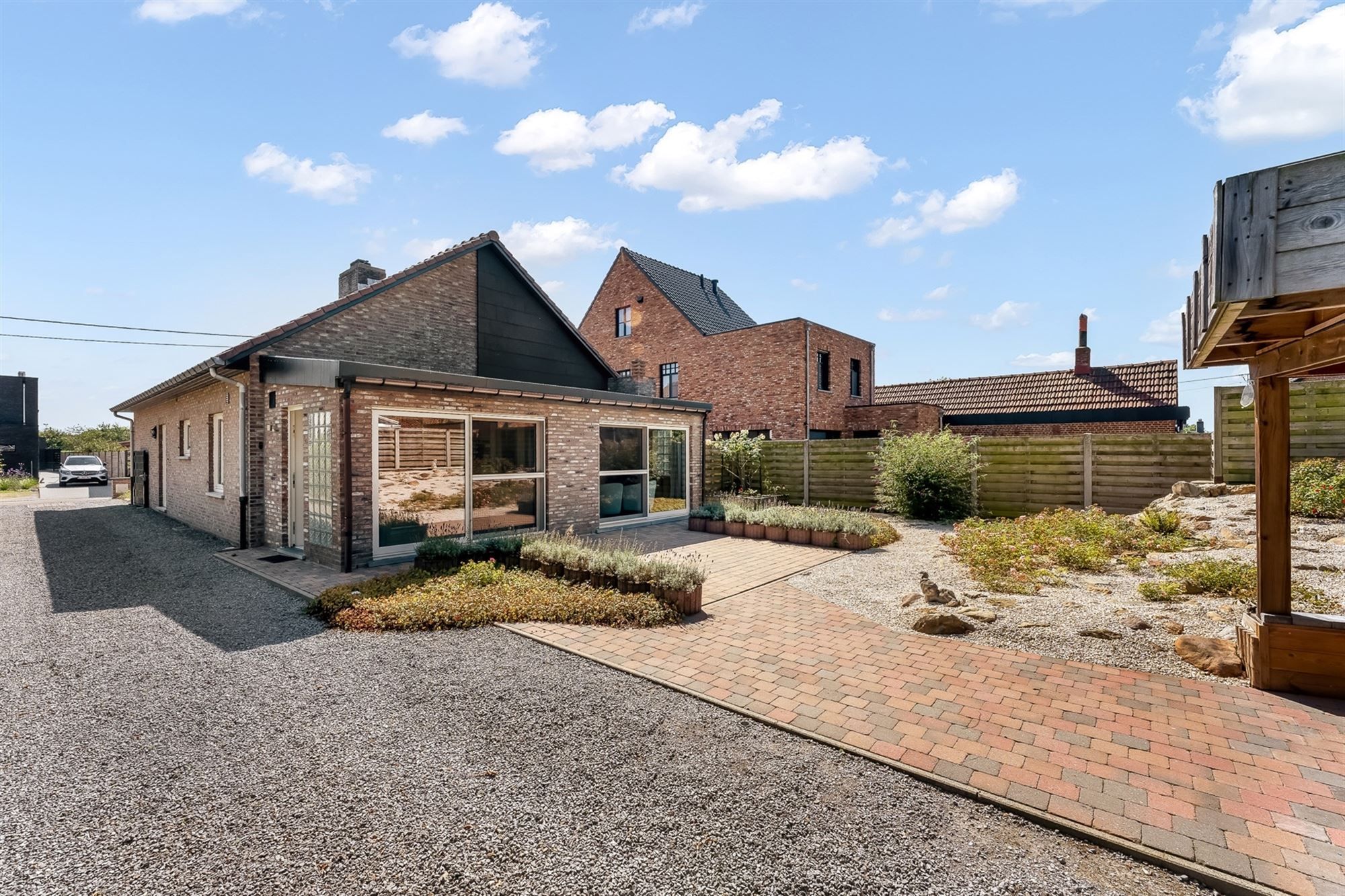 PERFECT ONDERHOUDE GELIJKVLOERSE WONING MET LEUKE VERANDA TE BALEN foto 1