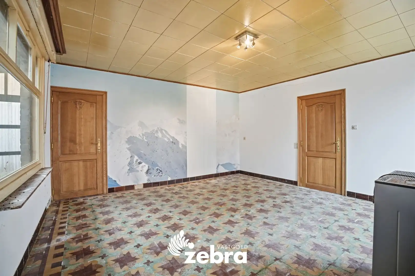 Te renoveren woning op een rustige ligging te Zwevezele! foto 4