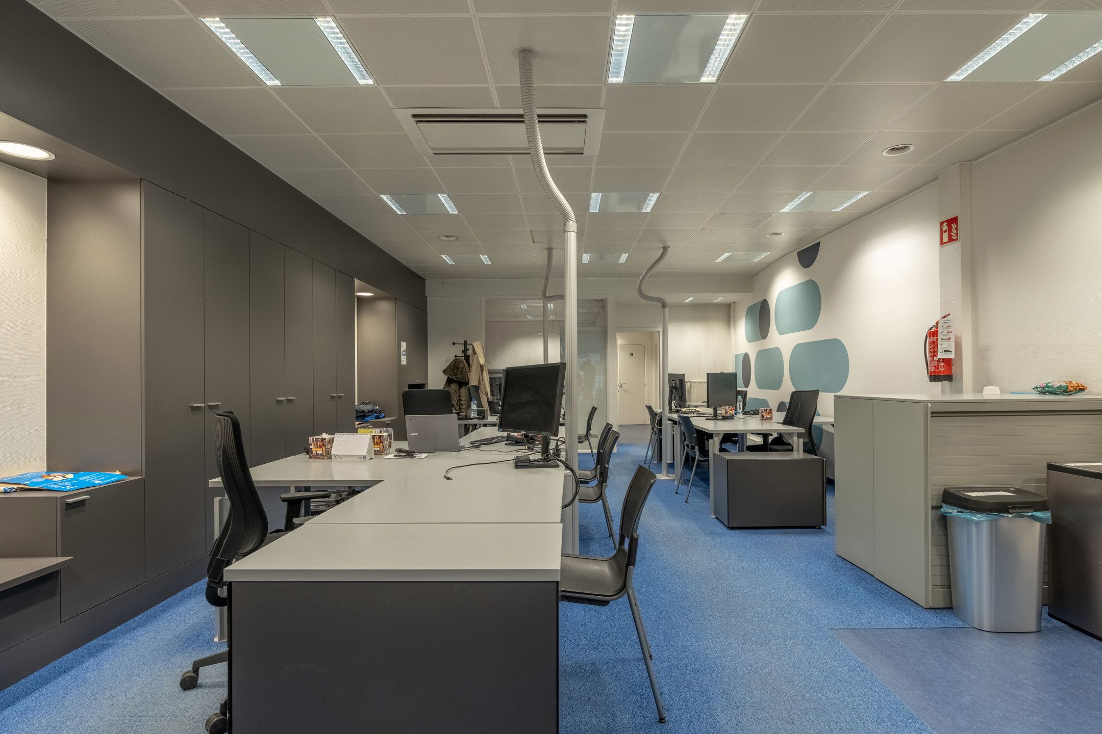 Centraal gelegen kantoorruimte op ideale locatie te Mol. foto 9
