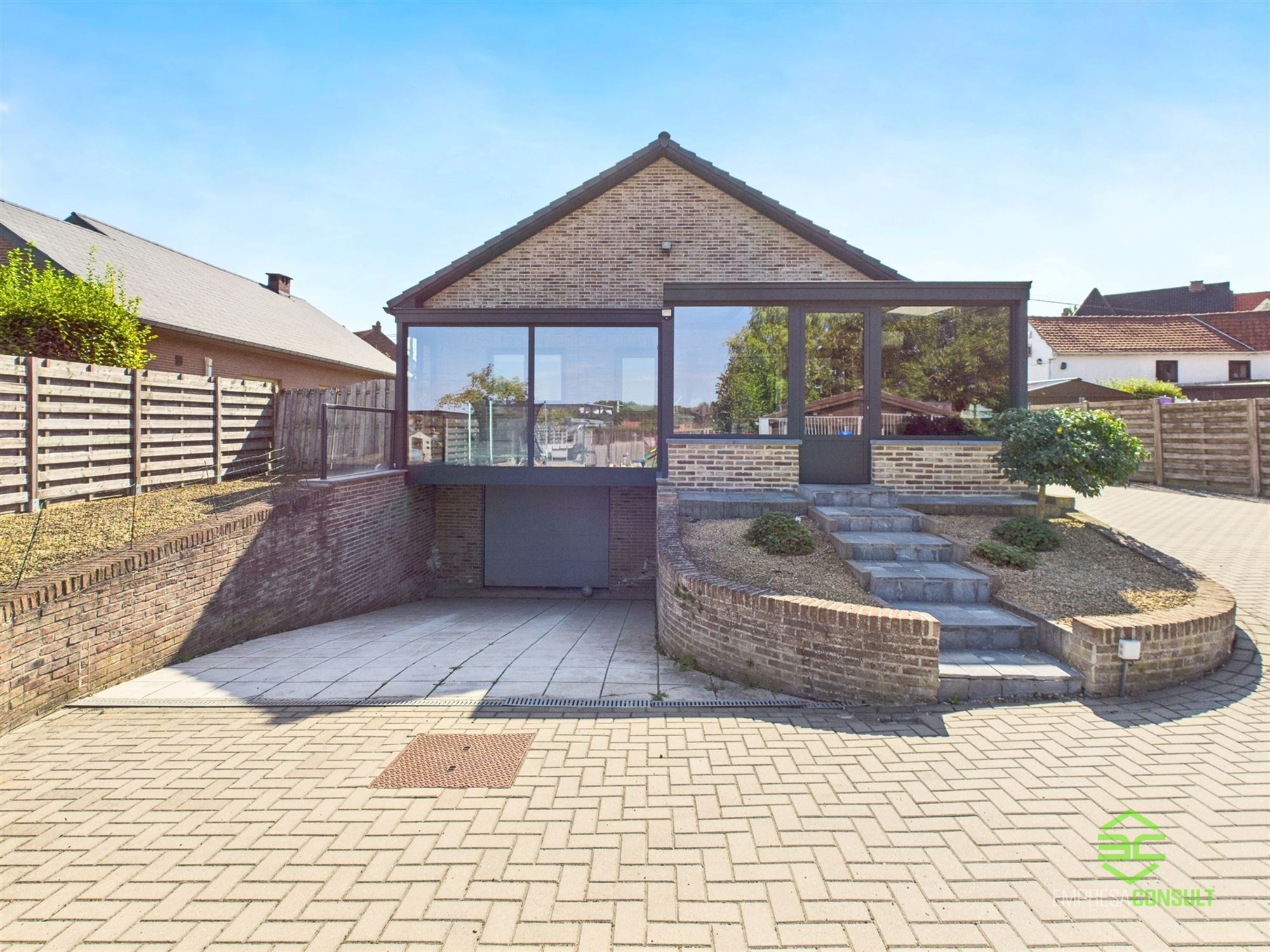 Instapklare gelijkvloerse woning met 3 slpk op 10a 21ca! foto 26