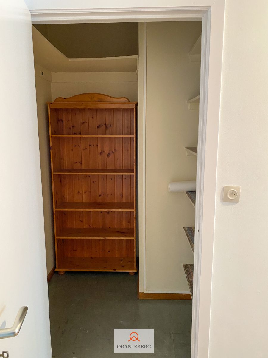 2 slaapkamerappartement met zicht op Zuidpark foto 27