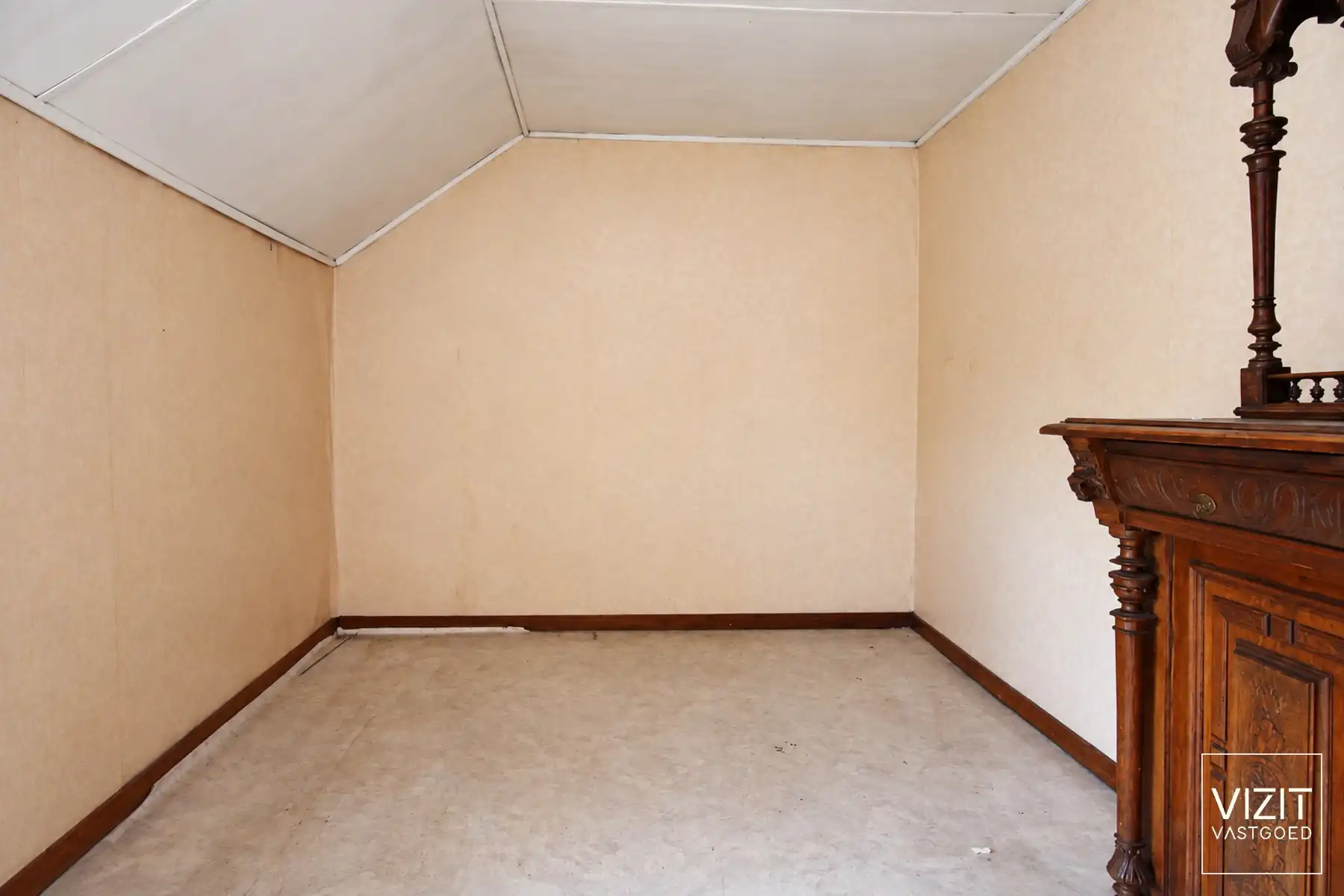 Te renoveren HOB met 3 slaapkamers foto 19