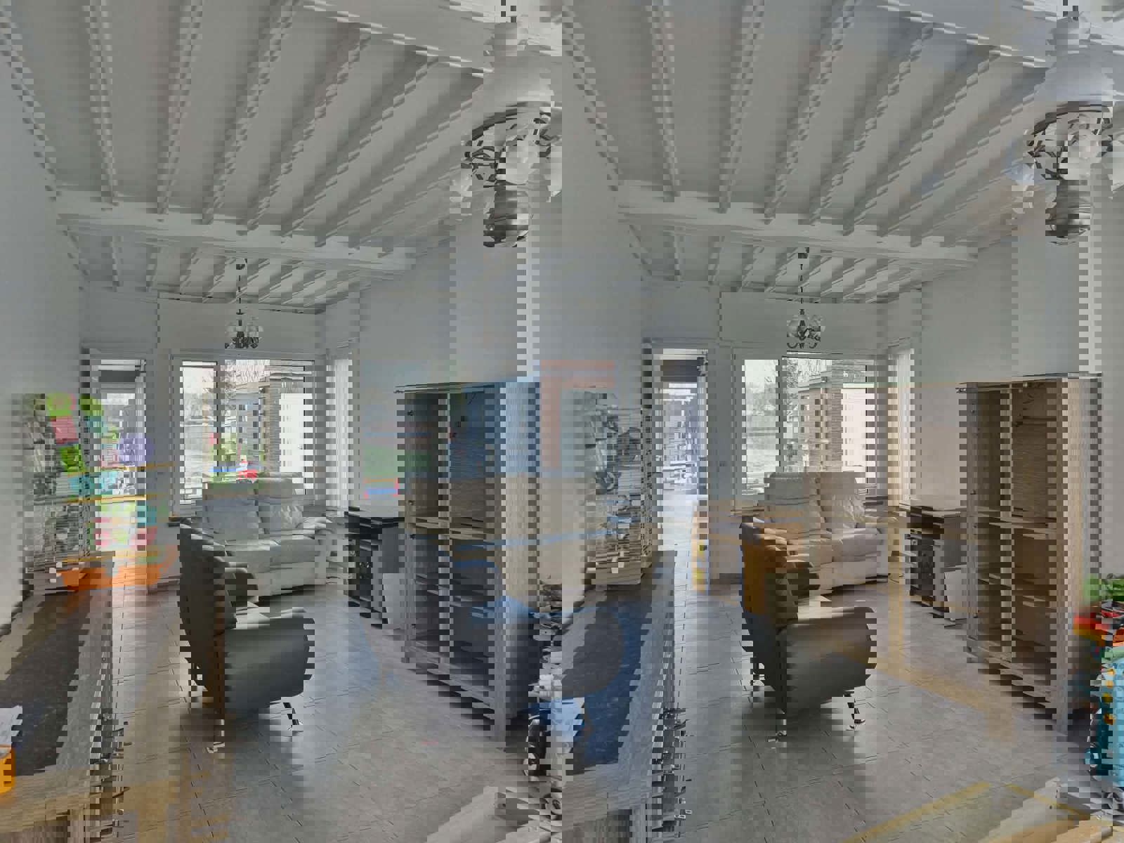 Halfopen bebouwing met ruime tuin en garage - IMPE foto 2