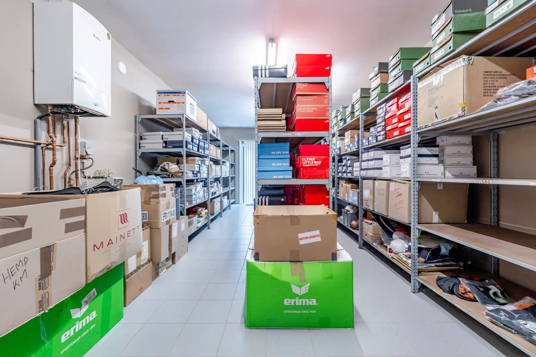 Instapklare woning met handelsruimte in centrum Kortemark foto 21