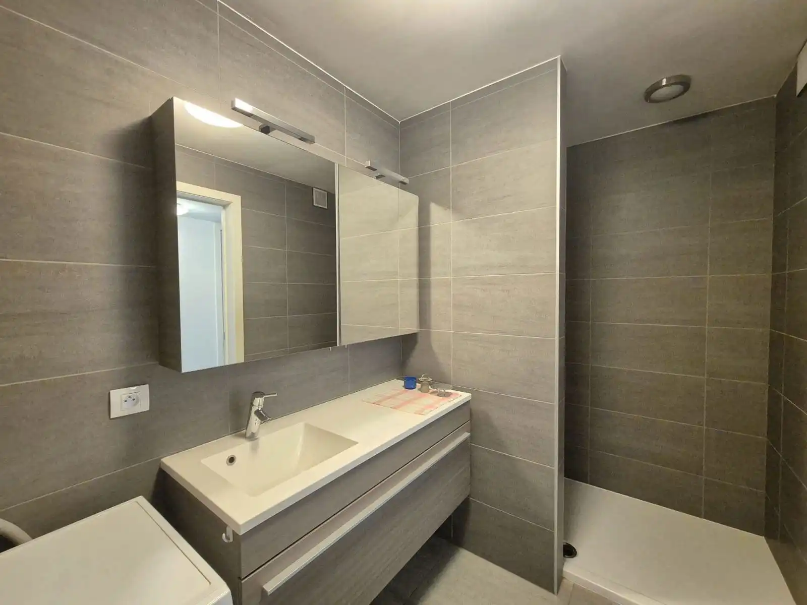 Ruim en energiezuinig appartement met 2 slaapkamers foto 9