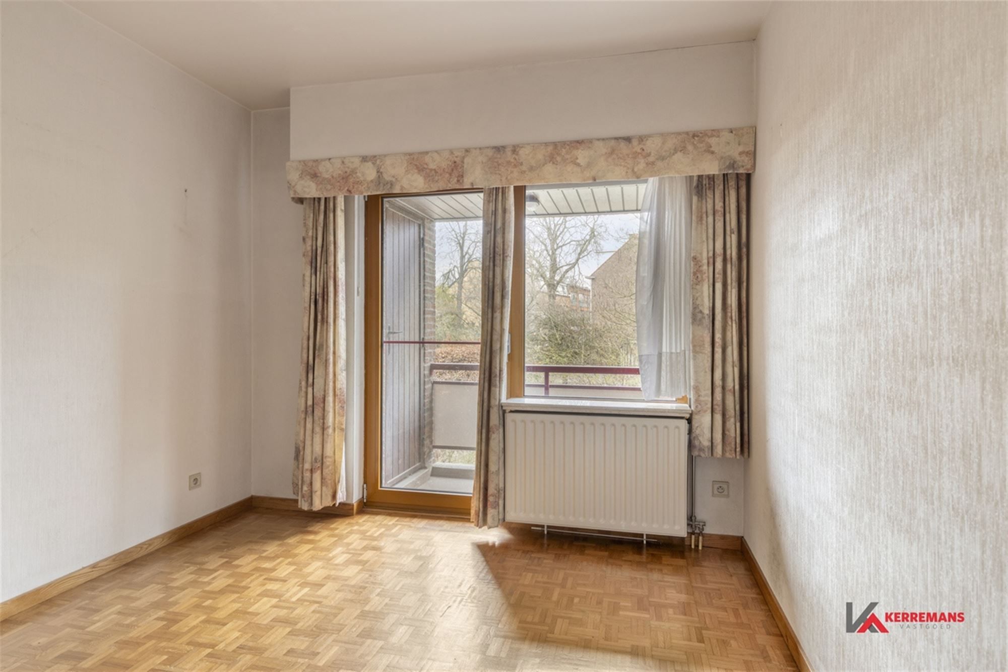 Instapklaar appartement met 3 slaapkamers en garage.  foto 14