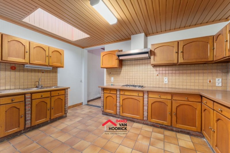 Woning met 3 slpkmrs op 202m² grond. foto 7