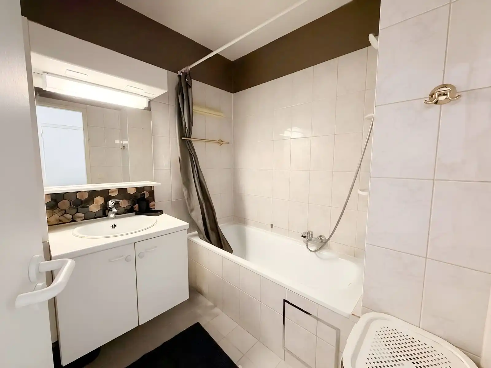Aangenaam appartement op toplocatie nabij zee en centrum! foto 6