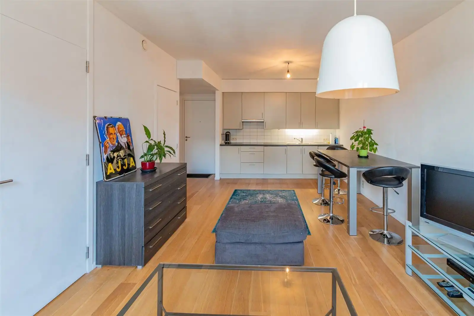 Appartement met 1 slaapkamer, parking en kelder foto 5