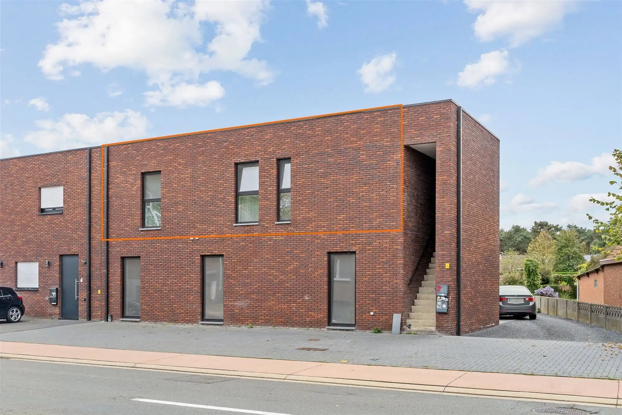 RUIM RECENT APPARTEMENT (2023) MET 2 SLAAPKAMERS TE KORSPEL foto 26