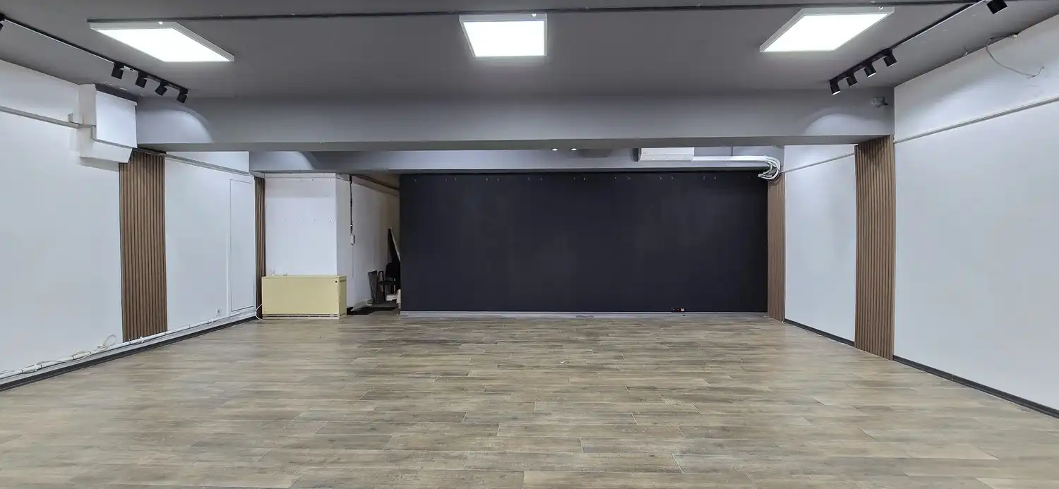 Handelspand/kantoor te huur in Genk-Stalenstraat foto 6