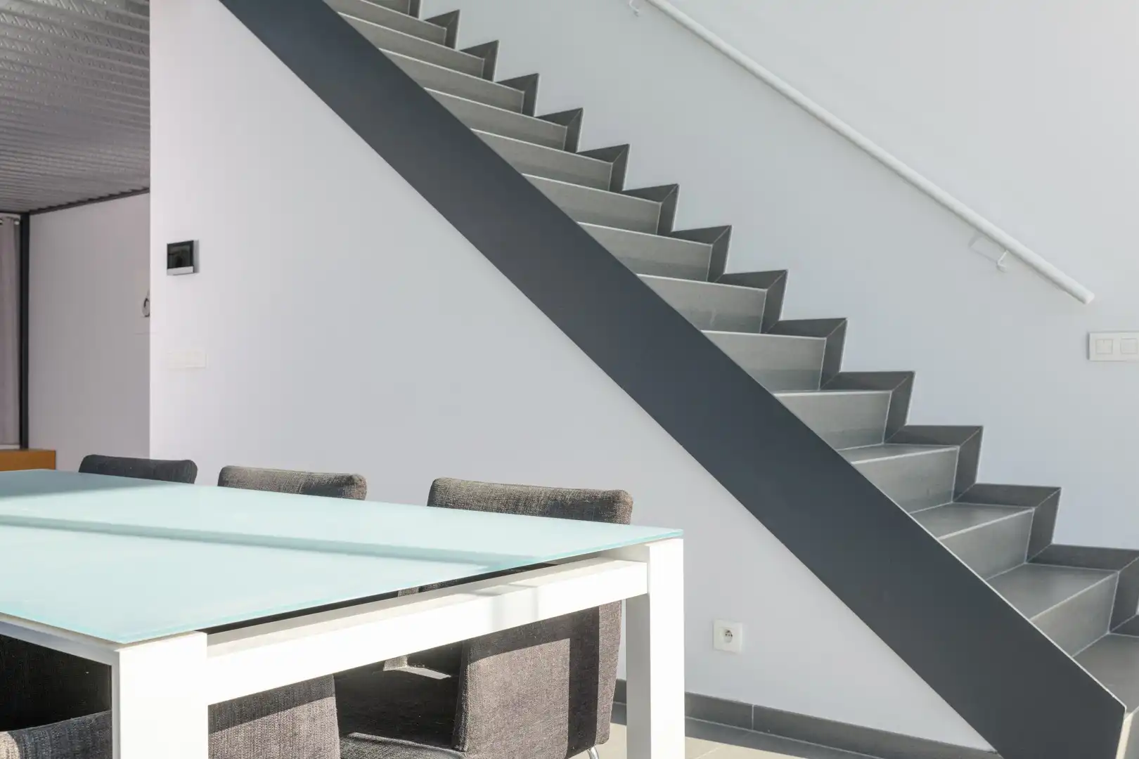 Zeer ruime, moderne en luxueuze villa foto 18