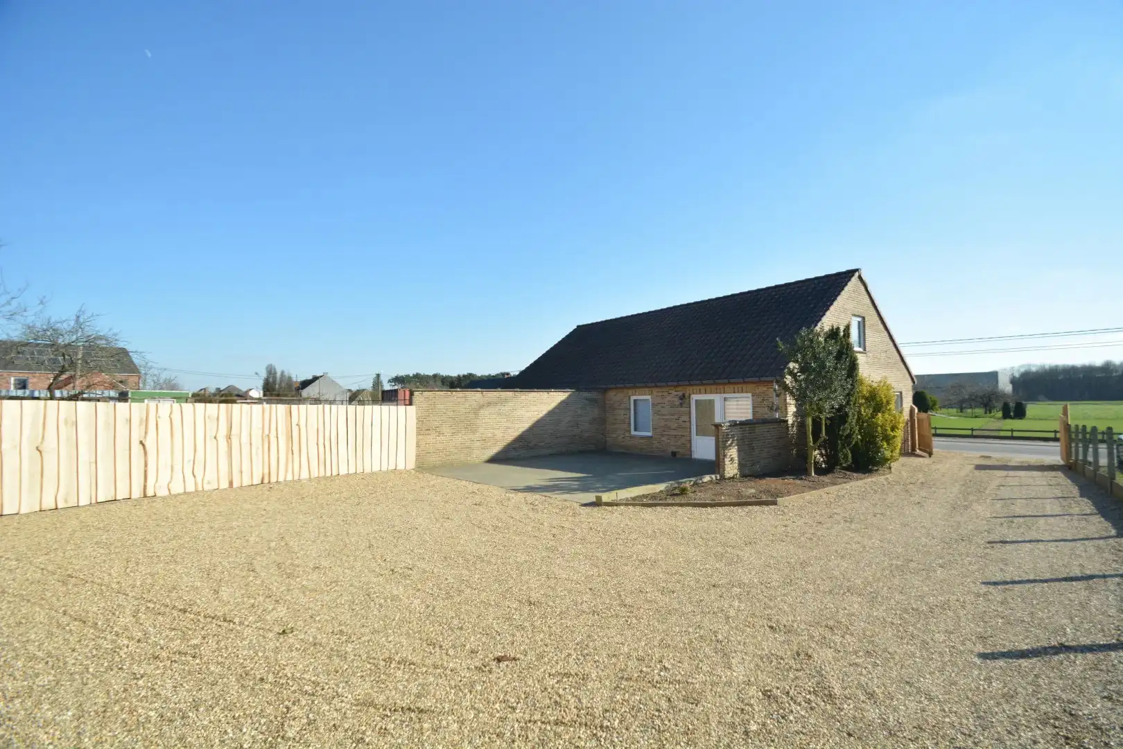GELIJKVLOERSE WONING MET 1 SLPK TE TREMELO foto 15