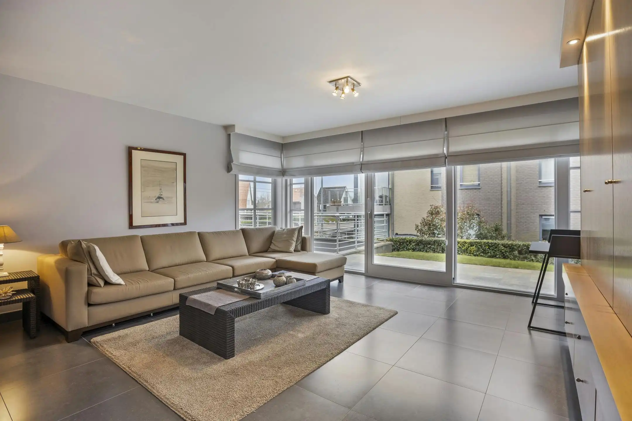 Appartement met 2 slaapkamers en zonnige tuin in Sint-Idesbald foto 5