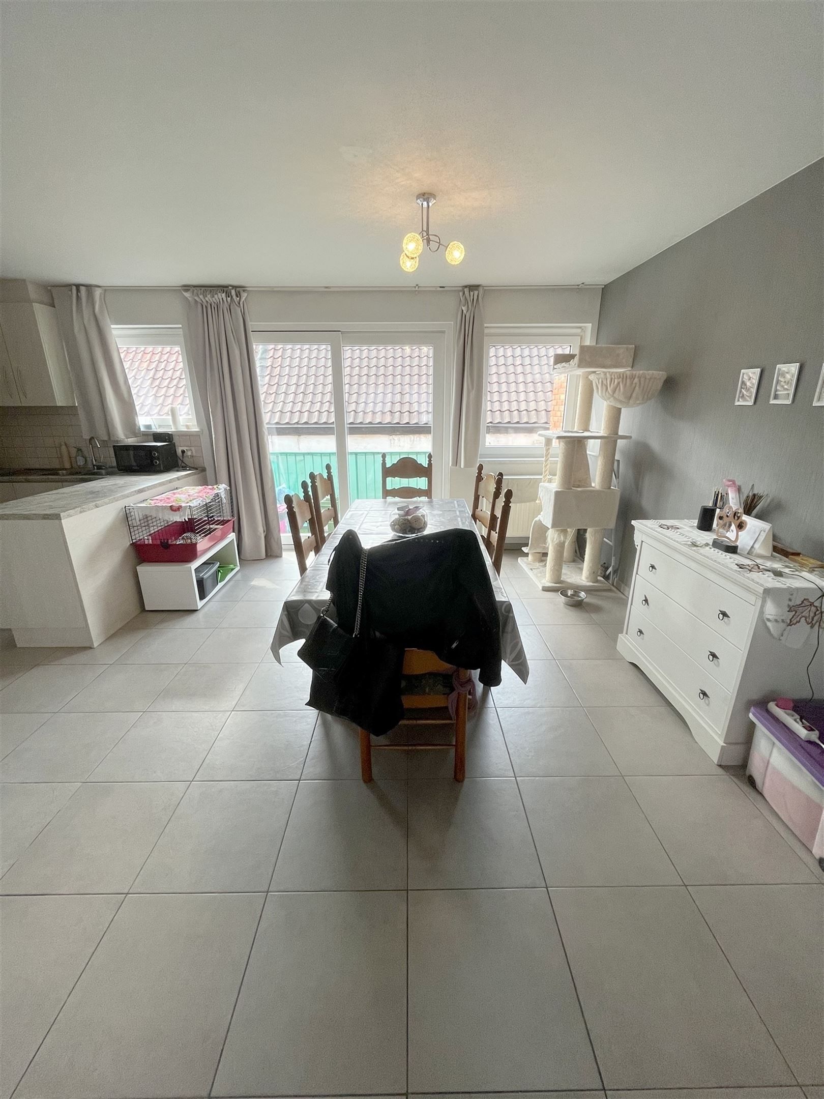 Gezellig appartement met ruime living foto 3