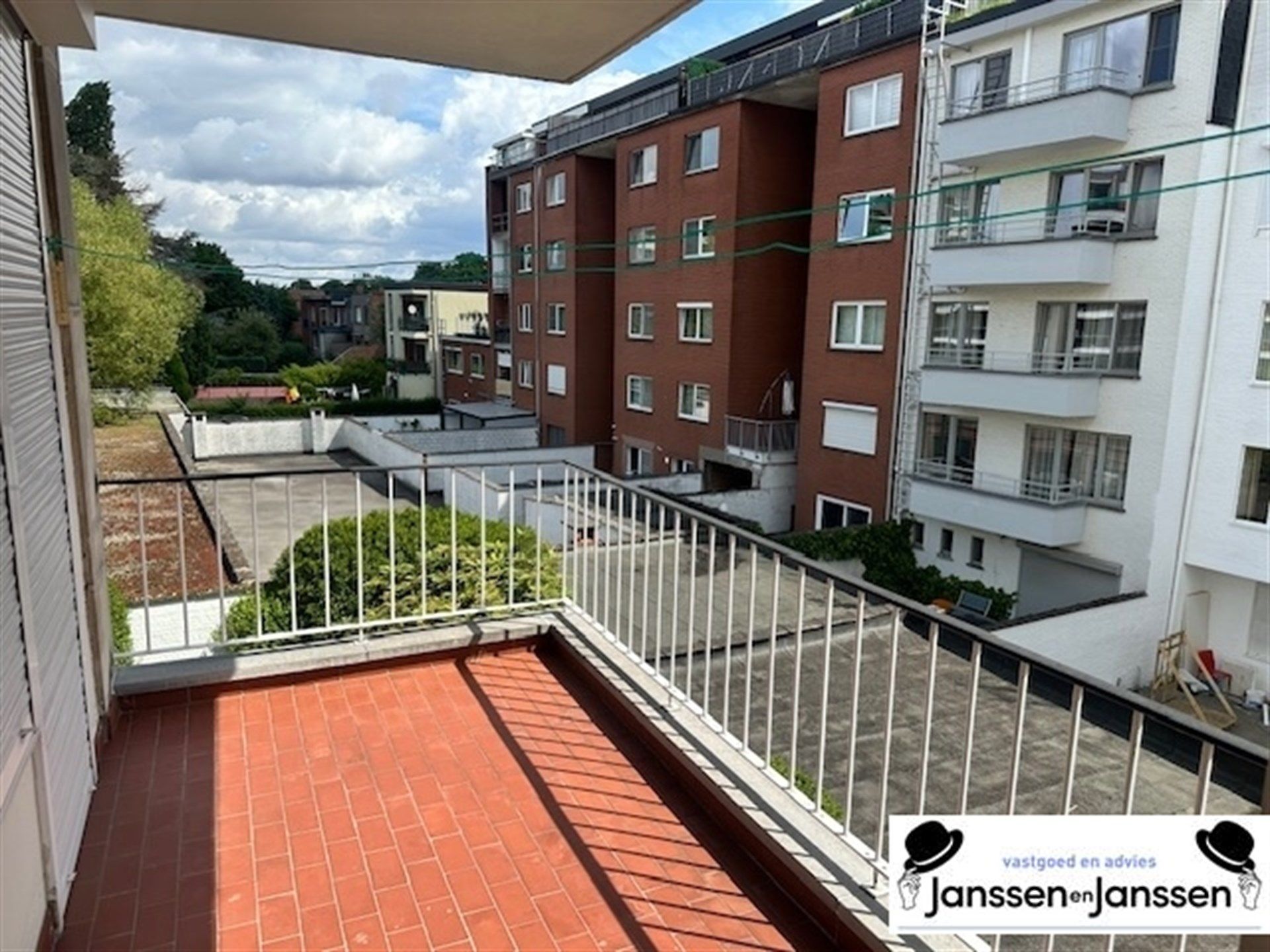 prachtig appartement in Wilrijk, een verborgen parel in de stad! foto 17
