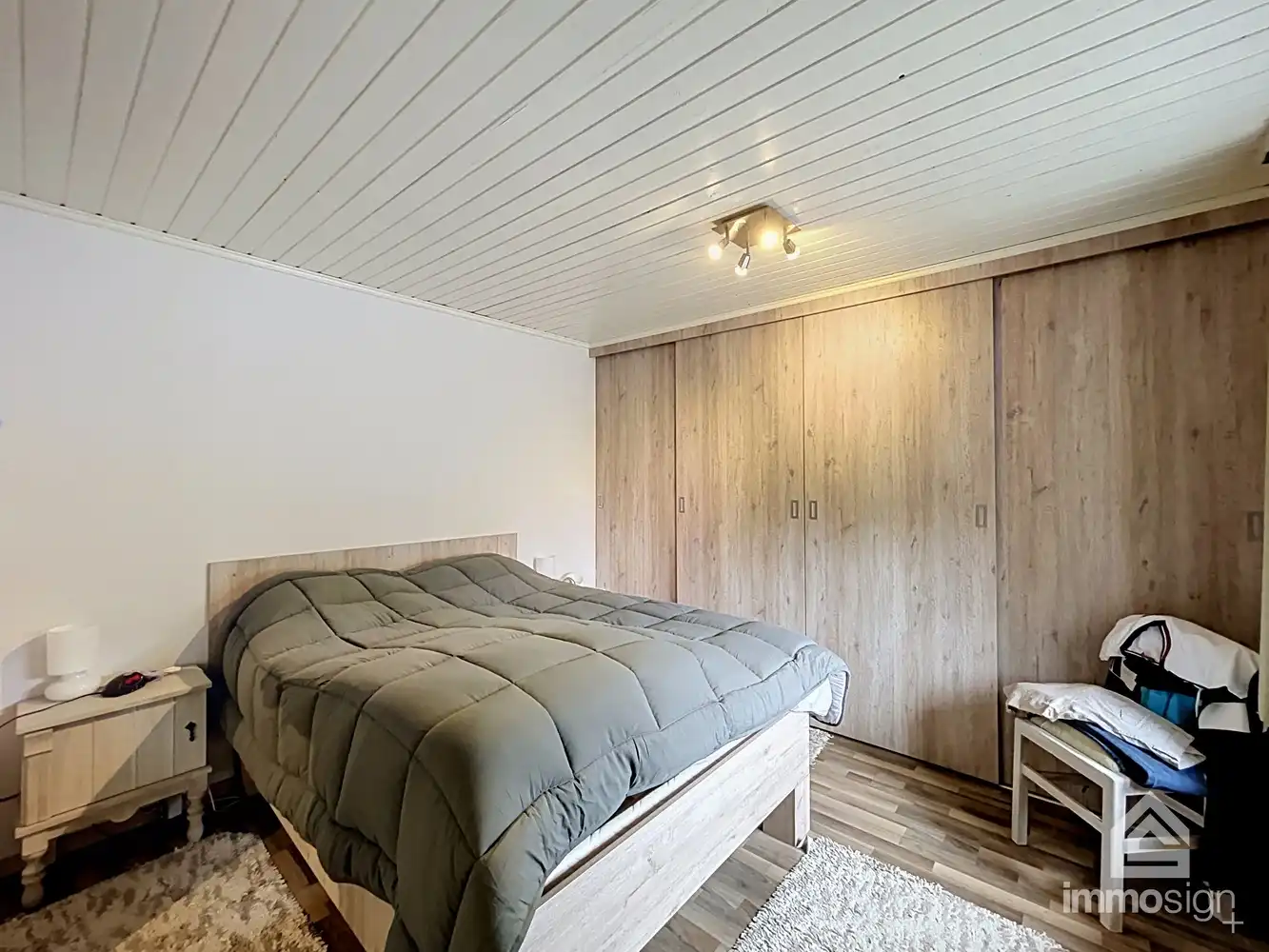 Ruime woning op bijna 2.000 m² grond met dubbele garage en werkhuis foto 23