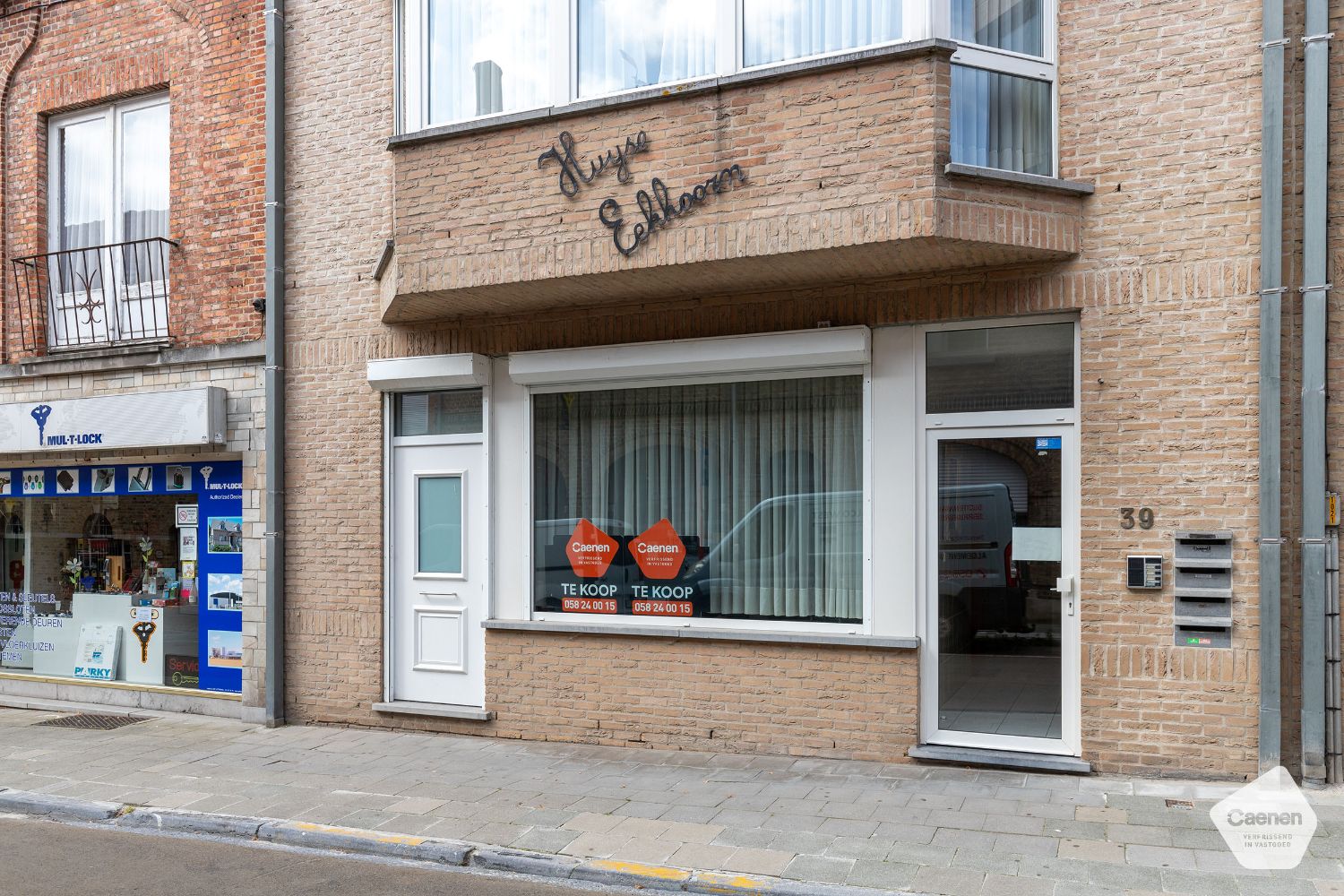 Zeer ruim, opgefrist appartement met 3 slaapkamers én garagebox foto 12