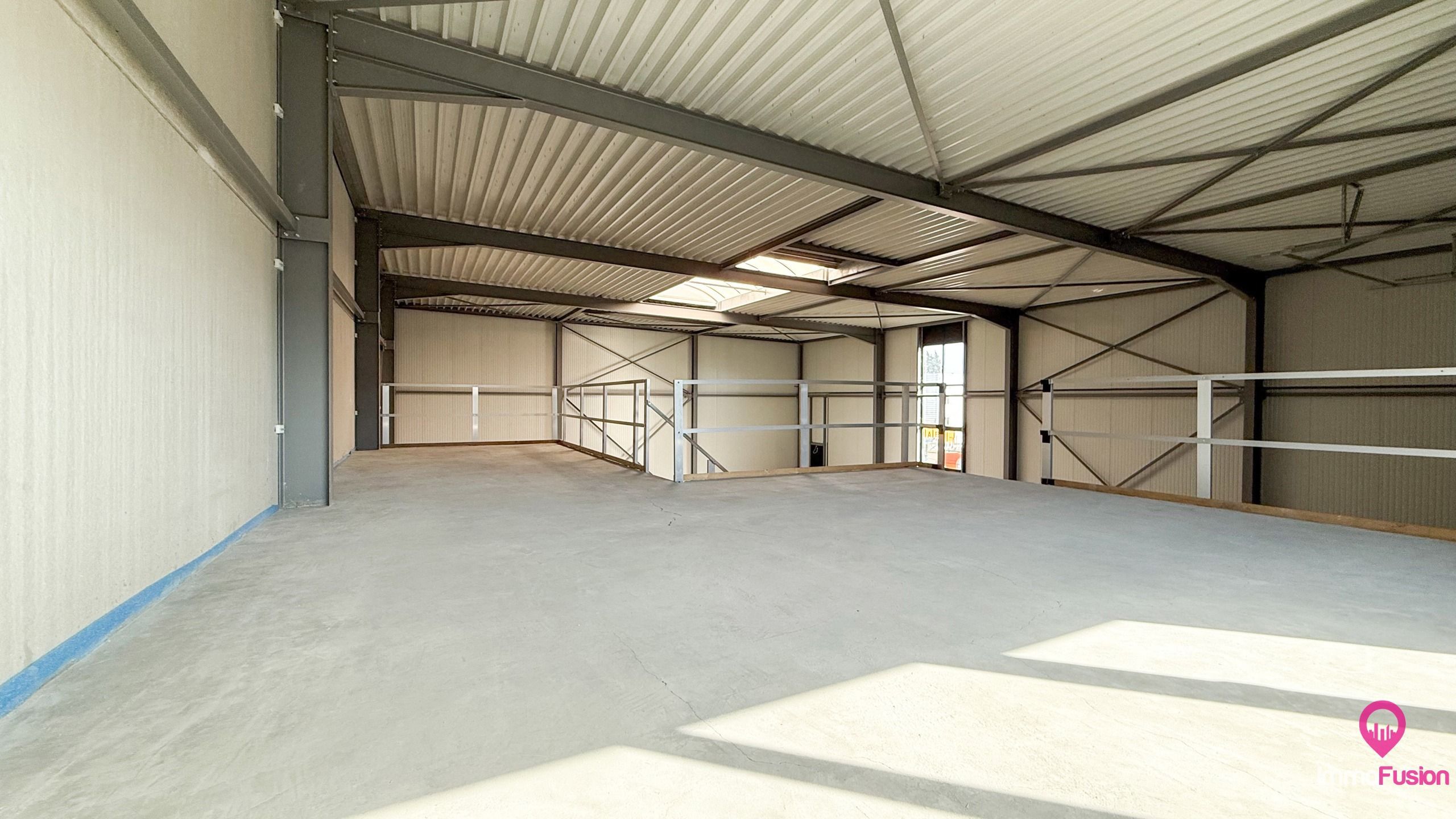 Instapklaar magazijn van 440m² op een uitstekende locatie! foto 24