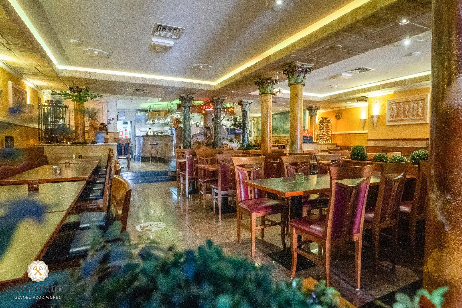 Goed draaiende restaurant te huur knal in het centrum van Maasmechelen foto 3