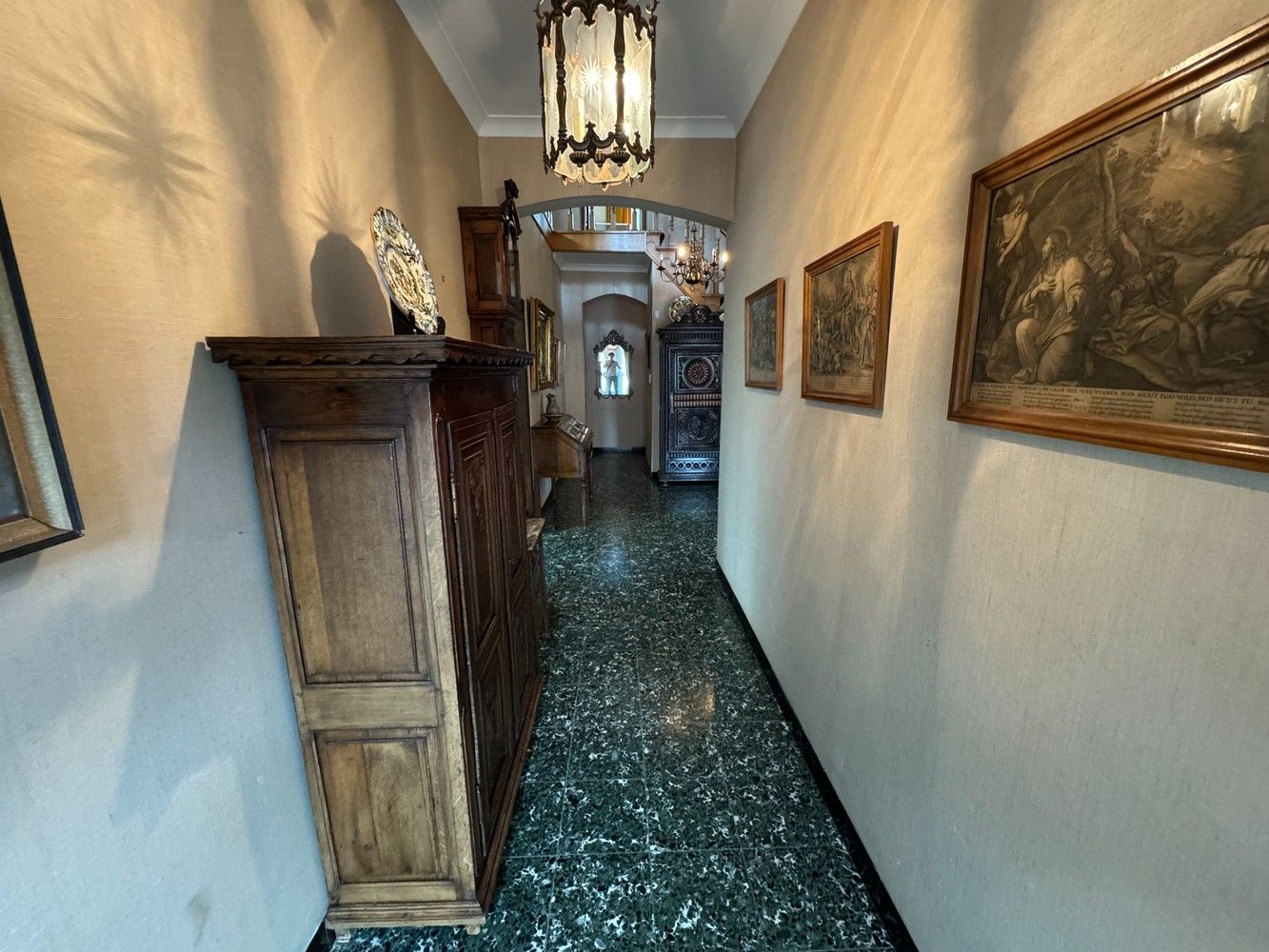 Ruim gezinshuis met grote tuin nabij centrum Zutendaal foto 2