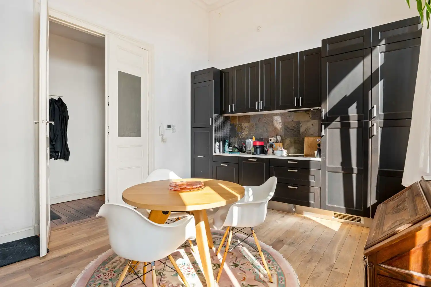 Prachtig en uniek vergunde opbrengsteigendom (BAR 6%) in historisch en gerenoveerd postgebouw te Antwerpen 2060 foto 17