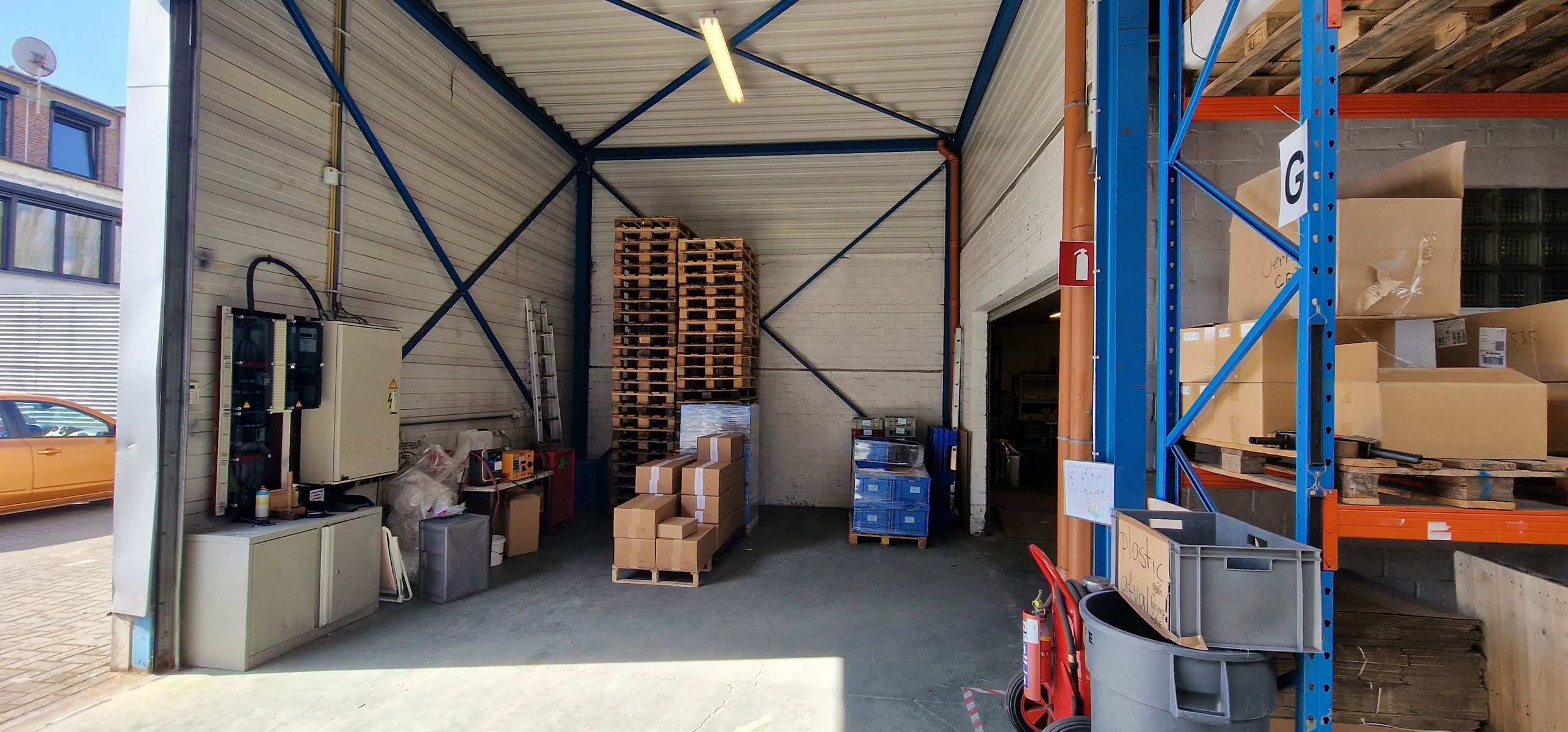 Grote magazijnruimte/atelier met kantoor te koop in Deurne  foto 62