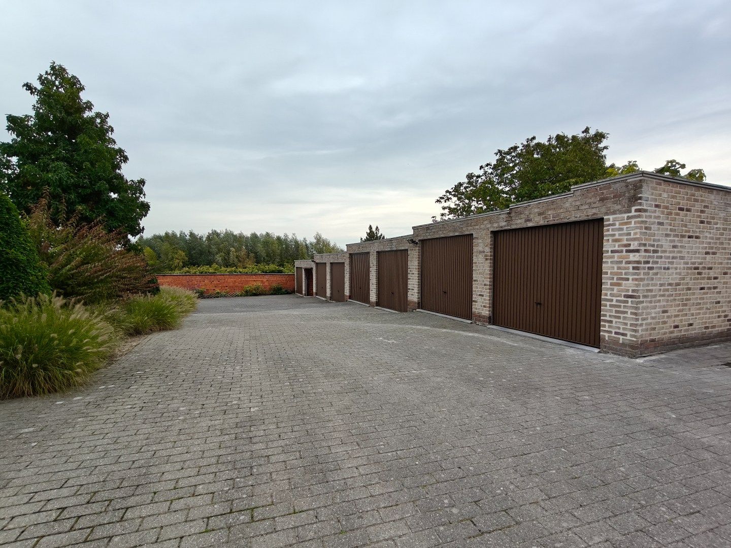 Instapklaar appartement met garage in Schellebelle foto 8