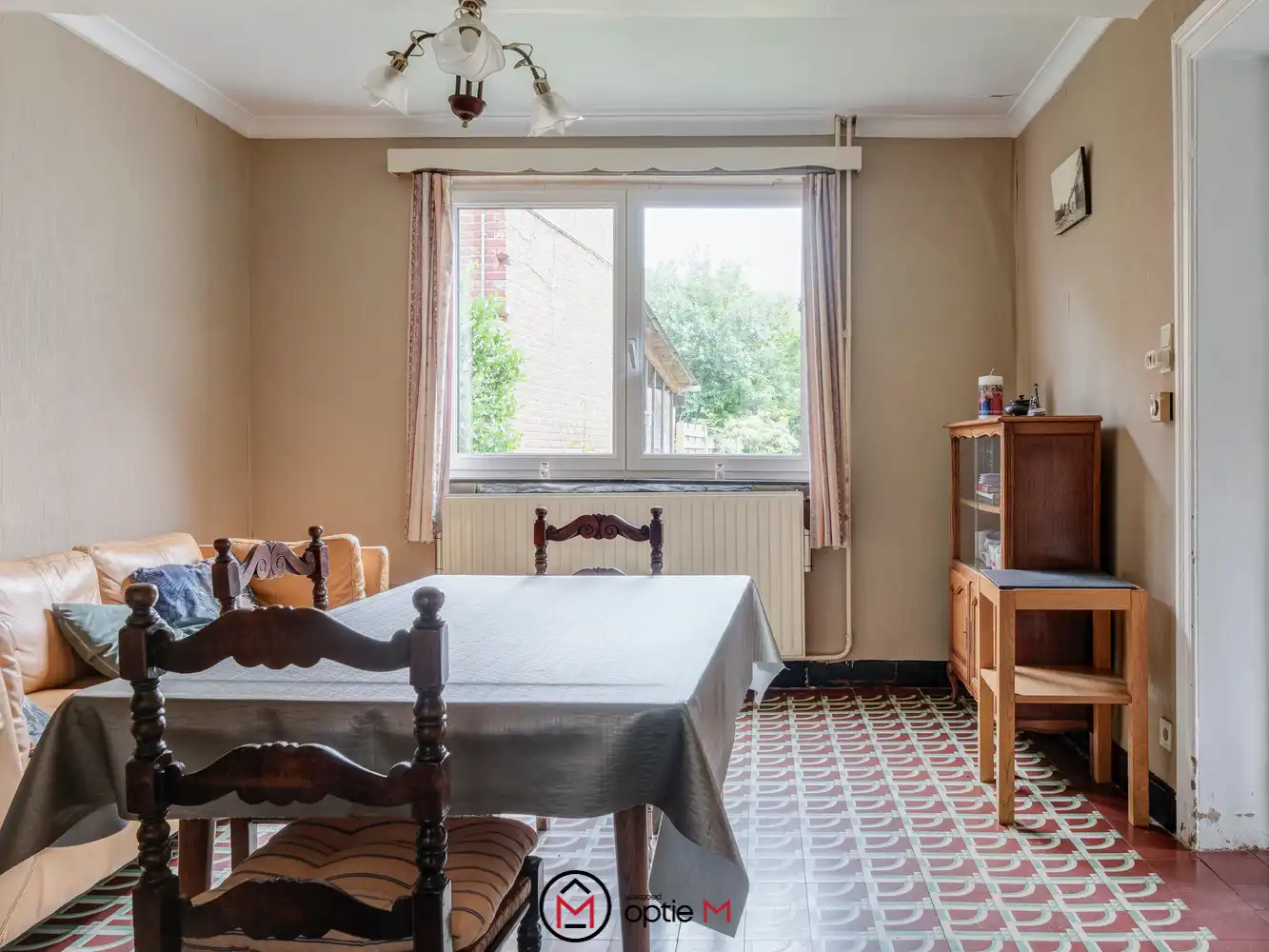 Te renoveren gezinswoning te koop in Bilzen-Hoeselt – met ruime tuin, garage en vijf slaapkamers foto 15