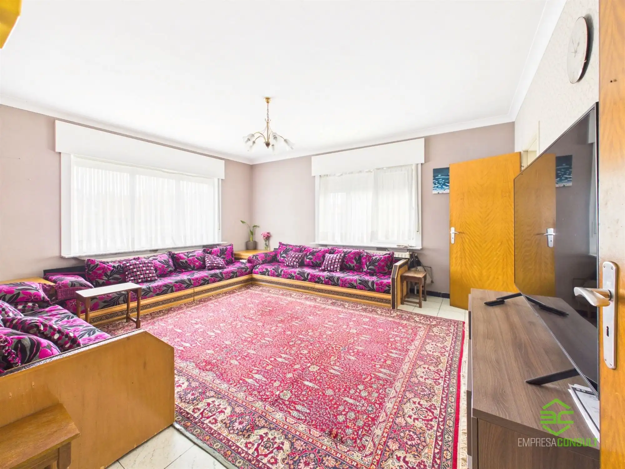 Ruime woning met 4/5 slpk op 13a 24ca in Schaffen! foto 5