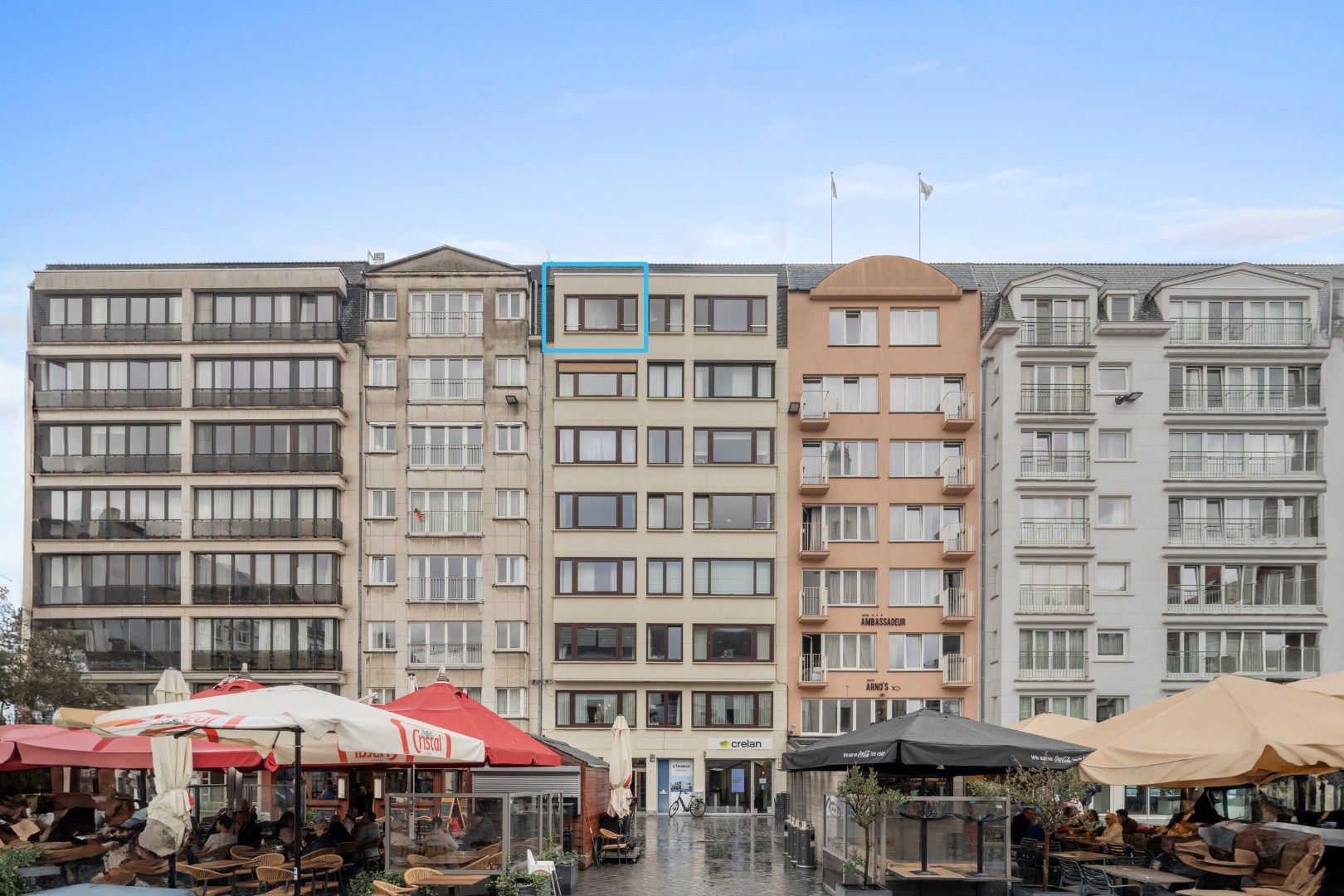 Appartement met 2 slaapkamers te koop in hartje Oostende – Wapenplein foto 2