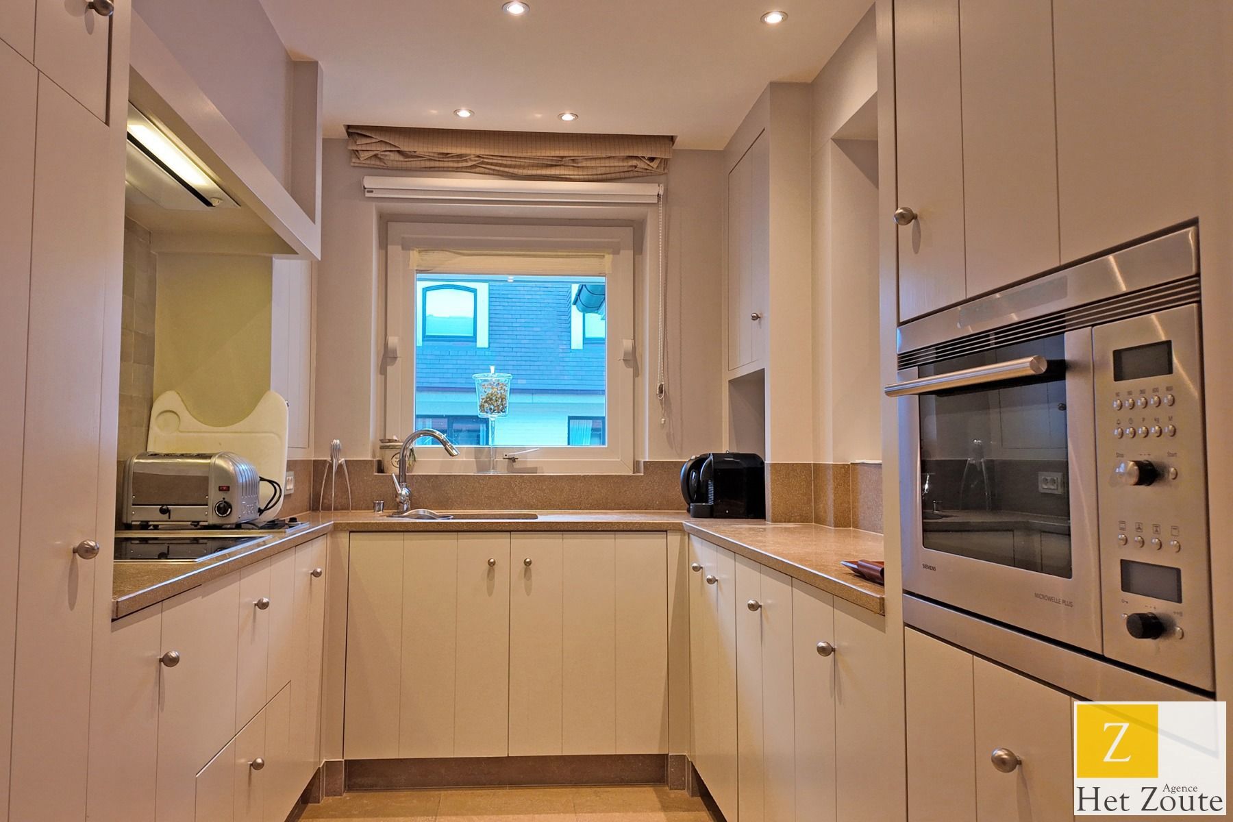 Charmant gemeubeld appartement in hartje Zoute foto 7