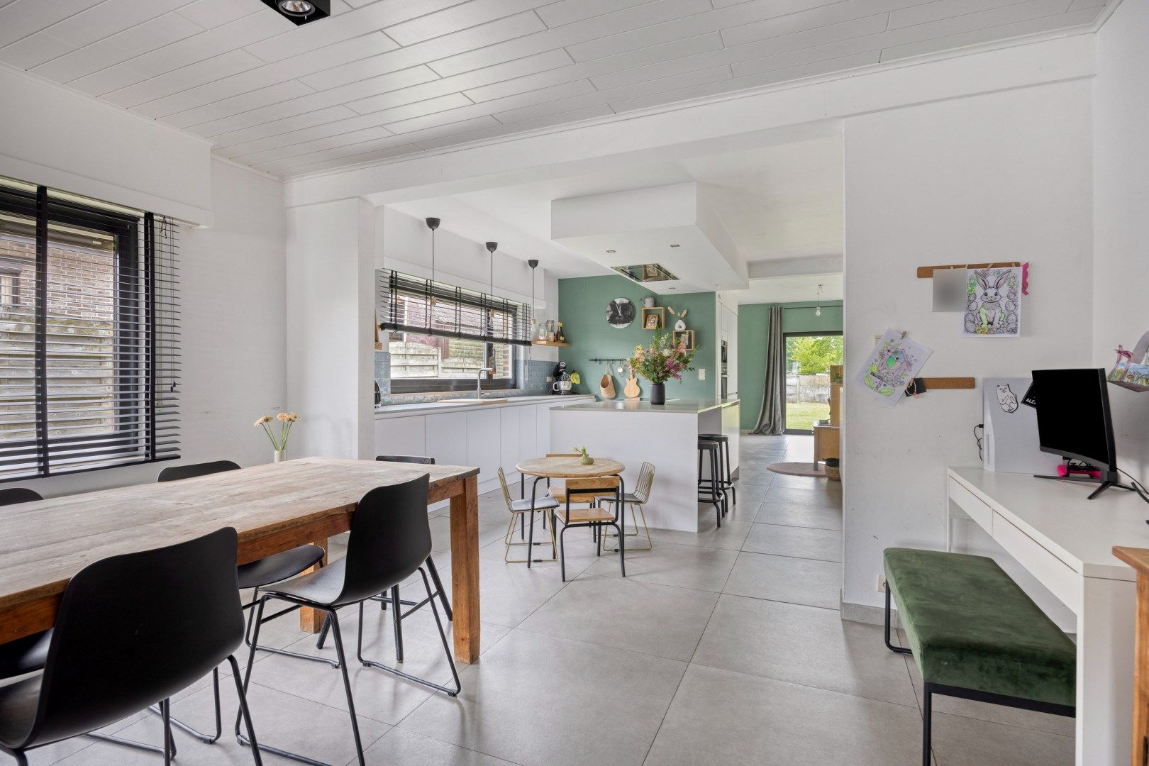 Woning met 4 slaapkamers op een ZW gericht perceel van 688 m² te St.-Jozef-Olen ! foto 6
