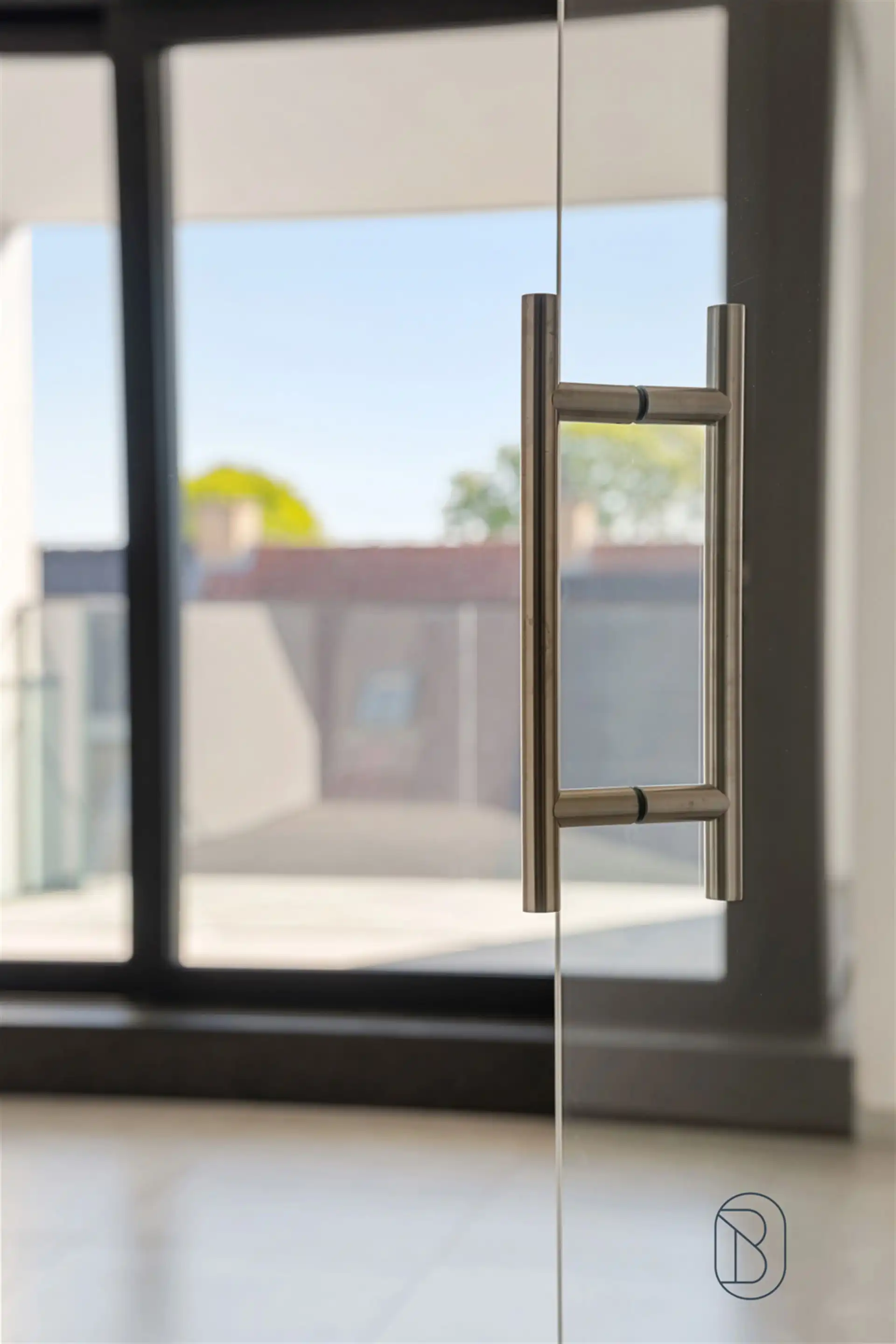 Goedgelegen energiezuinig kwalitatief duplexappartement. foto 9