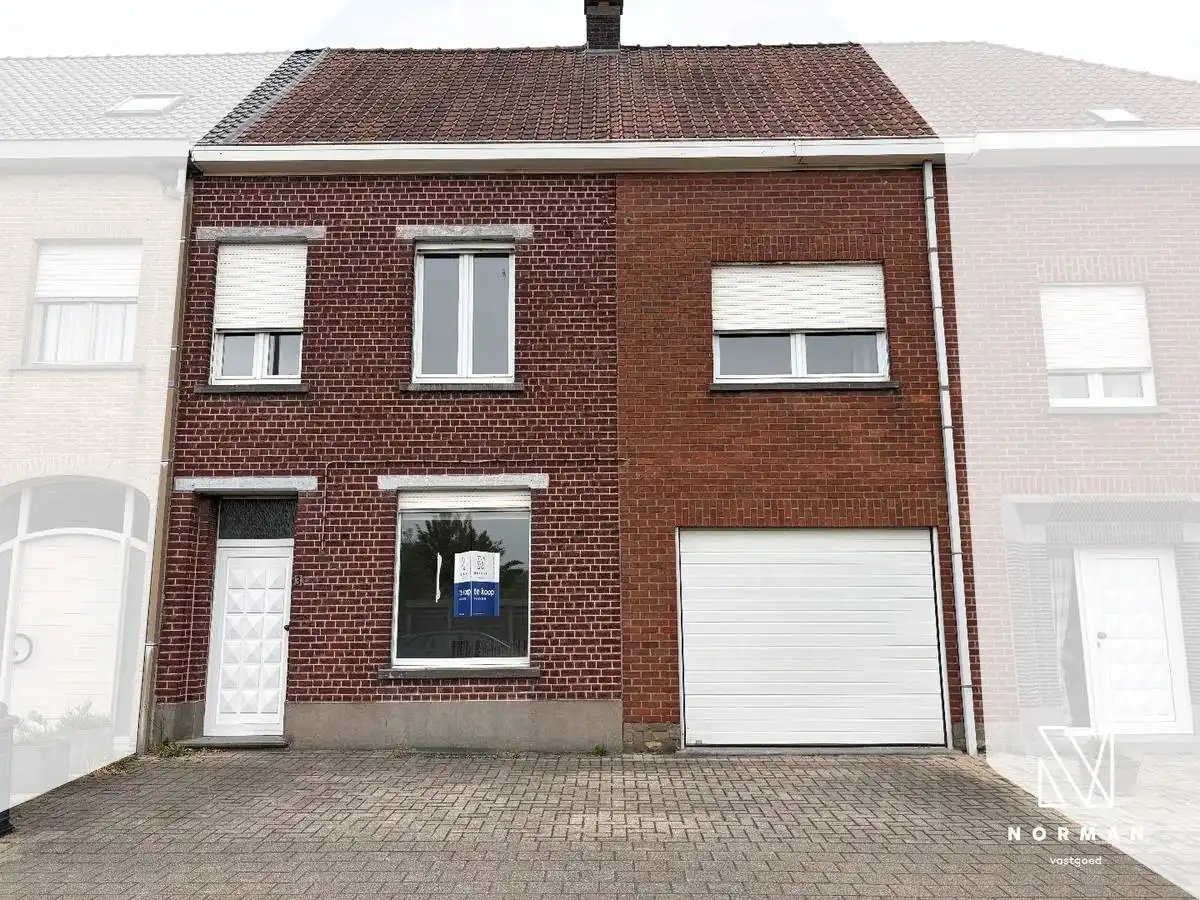 Hoofdfoto van de publicatie: Ruime woning te koop met 4 slaapkamers en een grote garage te Harelbeke! 