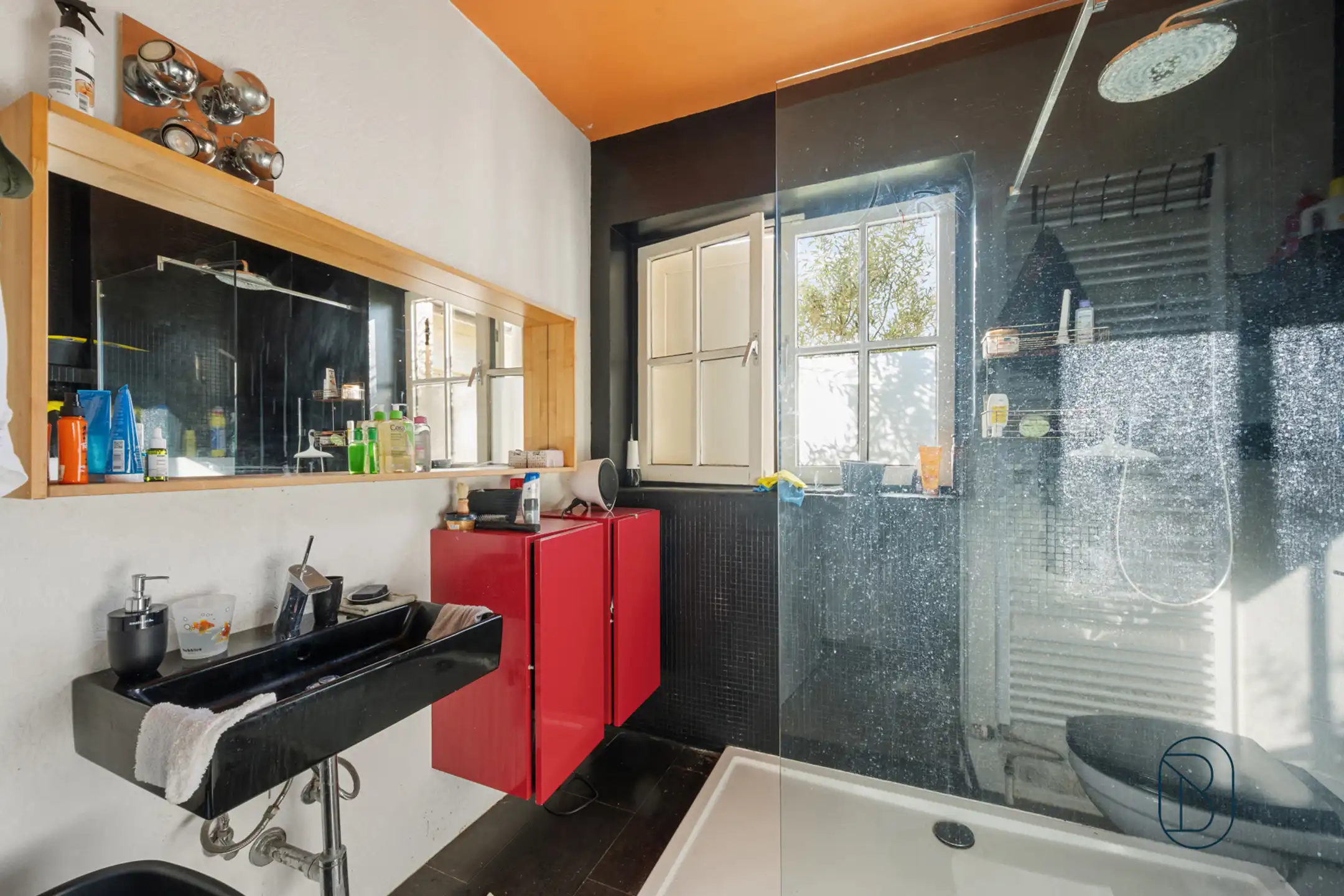 Topgelegen charmante bungalow met potentieel.  foto 17