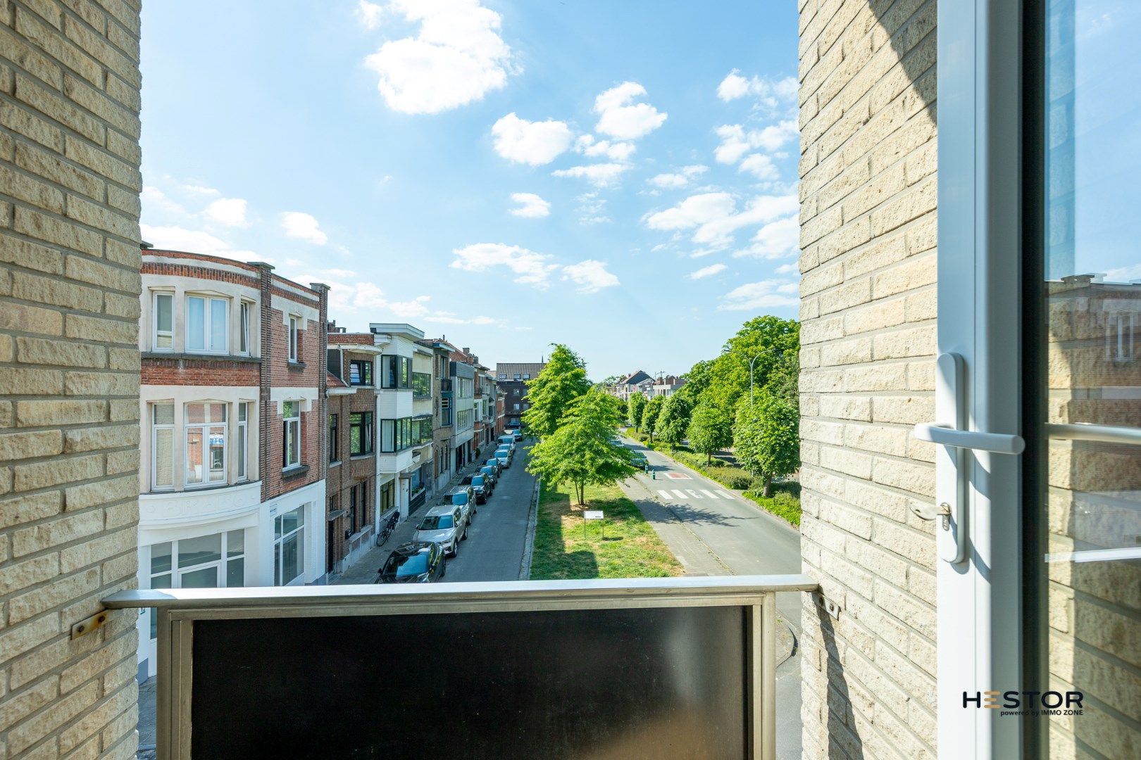 Opbrengsteigendom bestaande uit 6 appartementen en 6 garages foto 5
