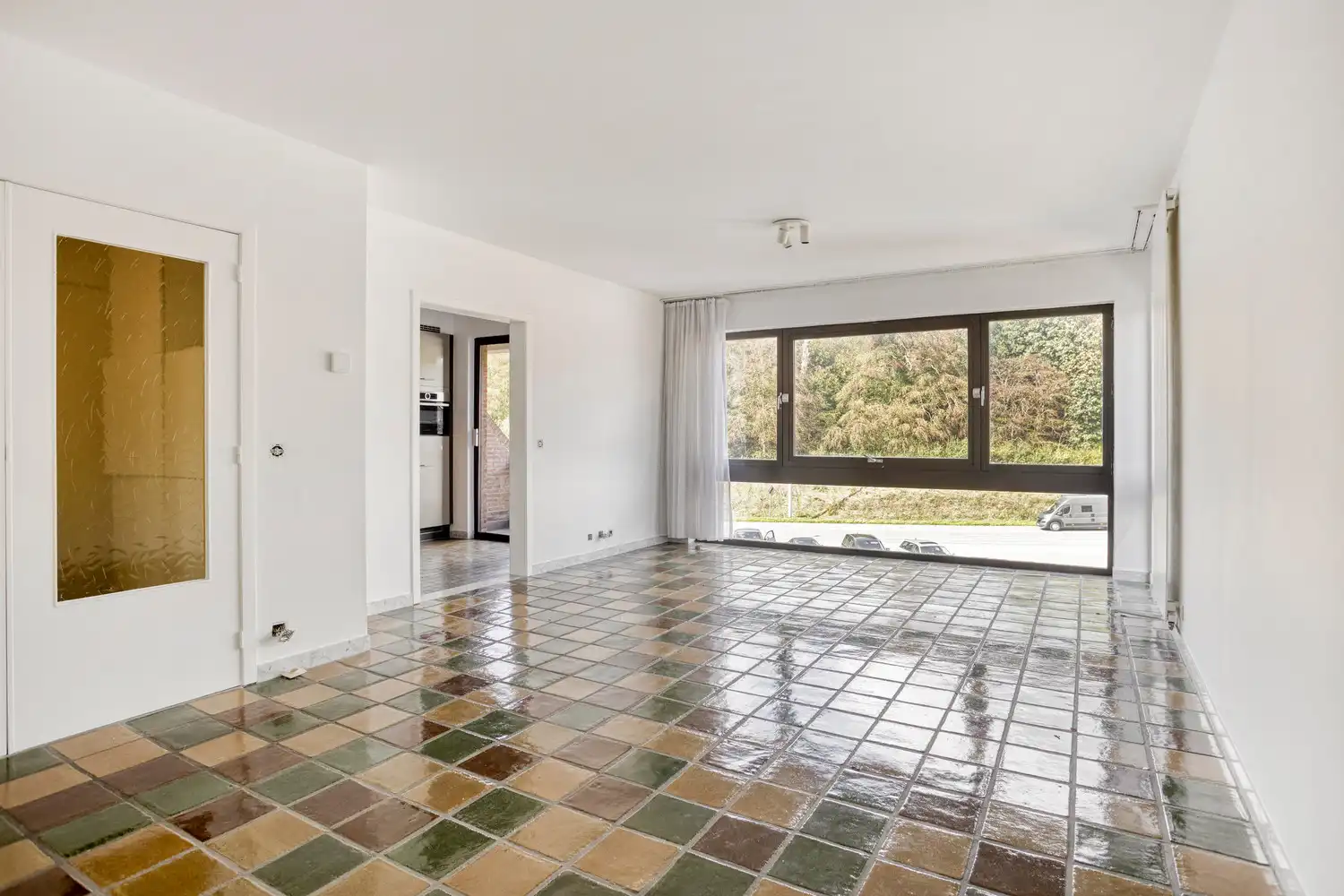INSTAPKLAAR APPARTEMENT MET 2 SLPKS, 2 TERRASSEN EN AUTOSTAANPLAATS TE DIEST! foto 4
