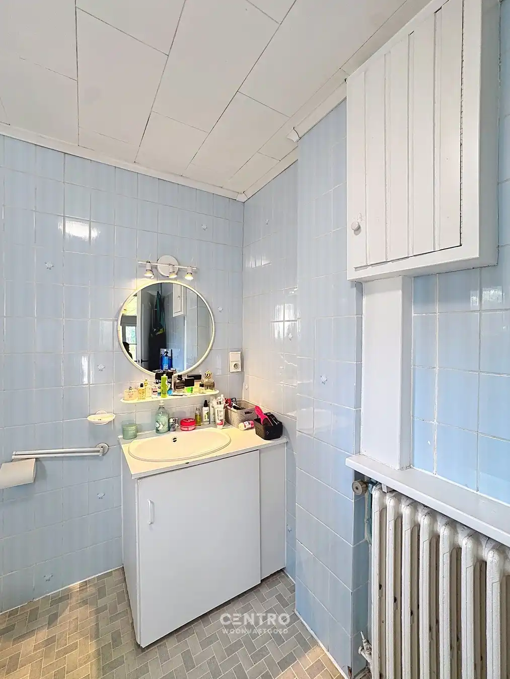 Instapklare woning met 4/5 slpks en RUIME polyvalente ruimte/magazijn (circa 700m²)! foto 8