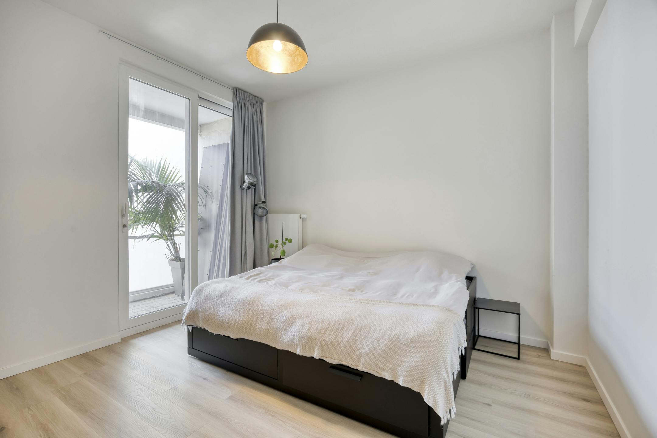 Uniek appartement met 3 slaapkamers te koop in Antwerpen foto 17