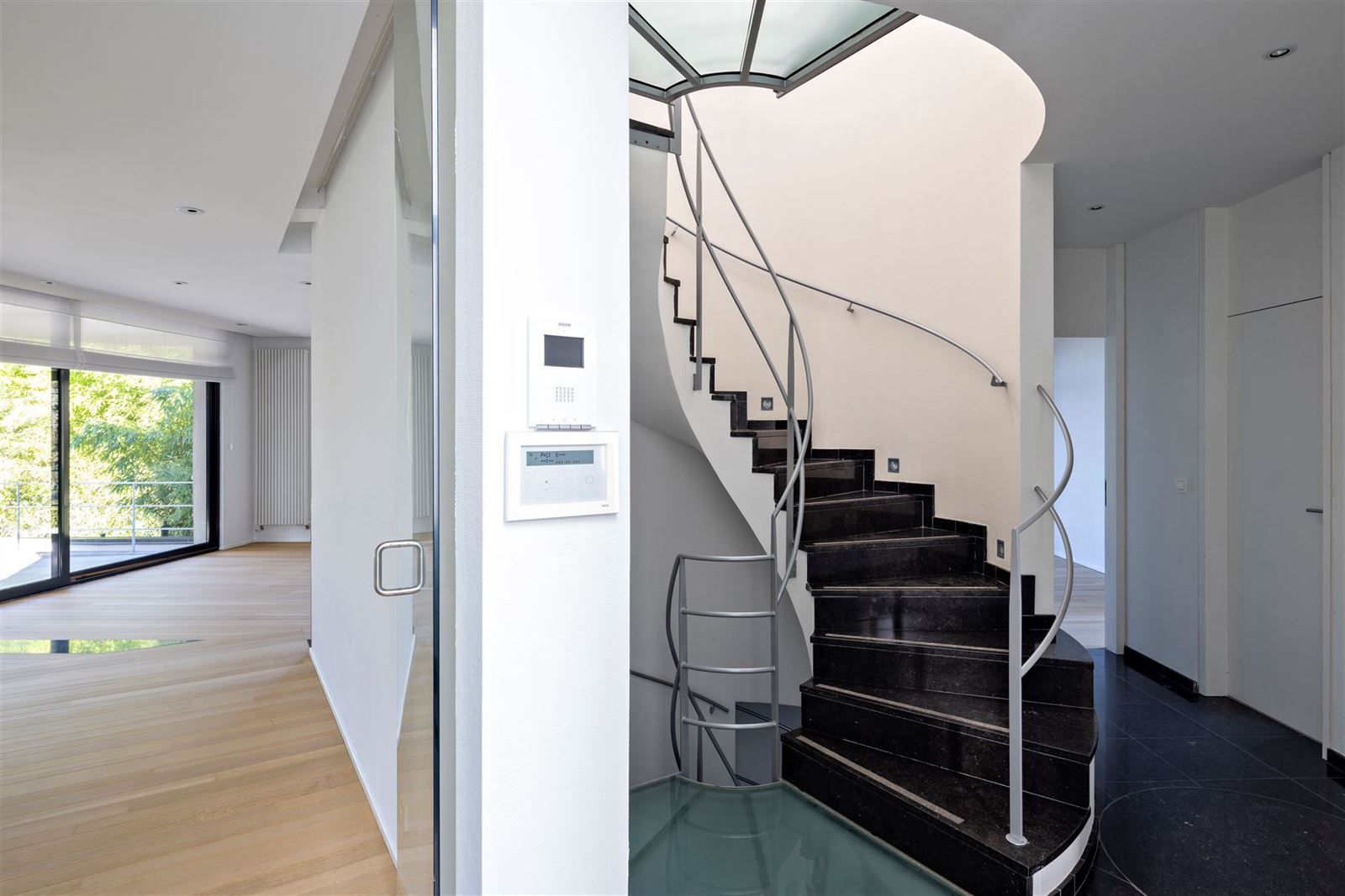 Villa met 3 slaapkamers & 2 badkamers te Dworp foto 4