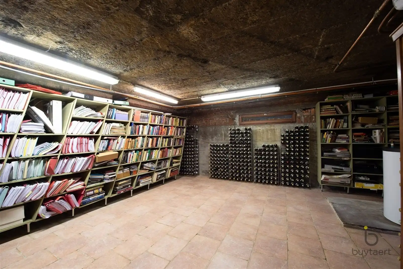 Villa met praktijk of  kangoeroewoning en Zuid - West tuin. foto 45