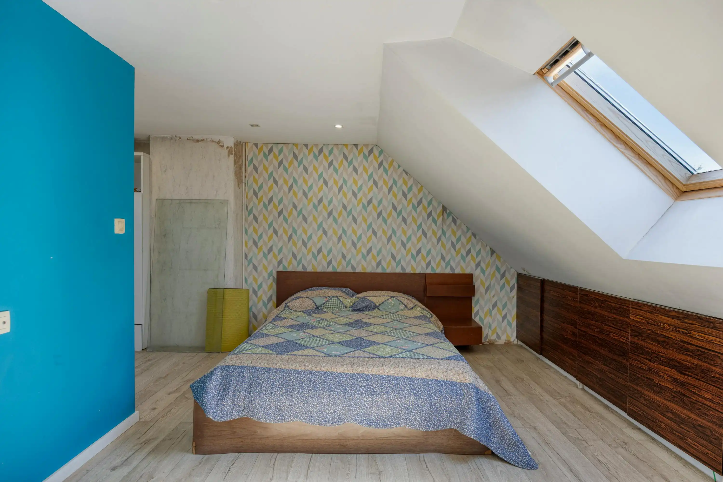 Huis met 3 slaapkamers, 3 badkamers en tuin te koop in Wilrijk foto 16