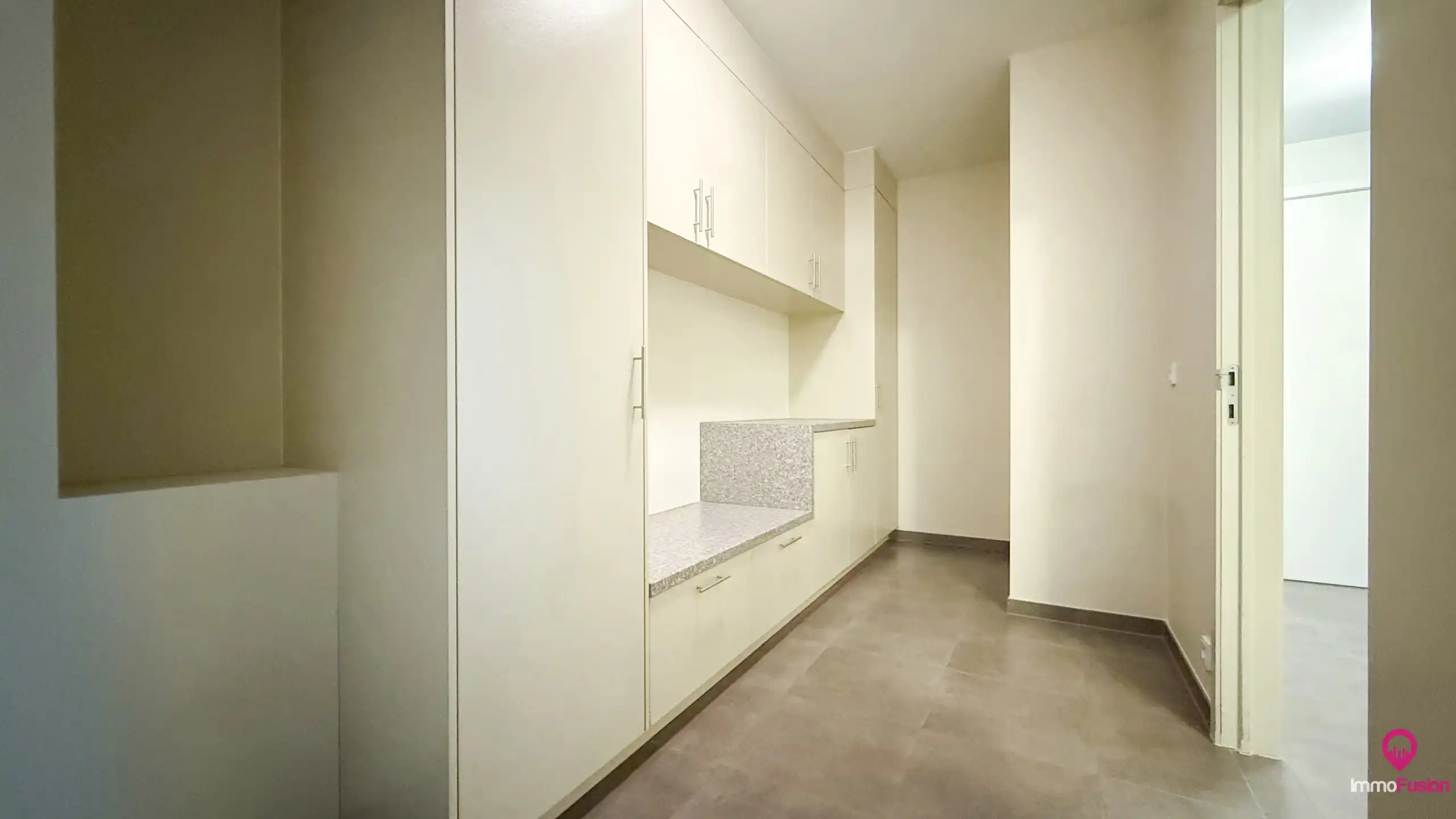 Stijlvol serviceflat met comfort, rust en zekerheid! foto 33