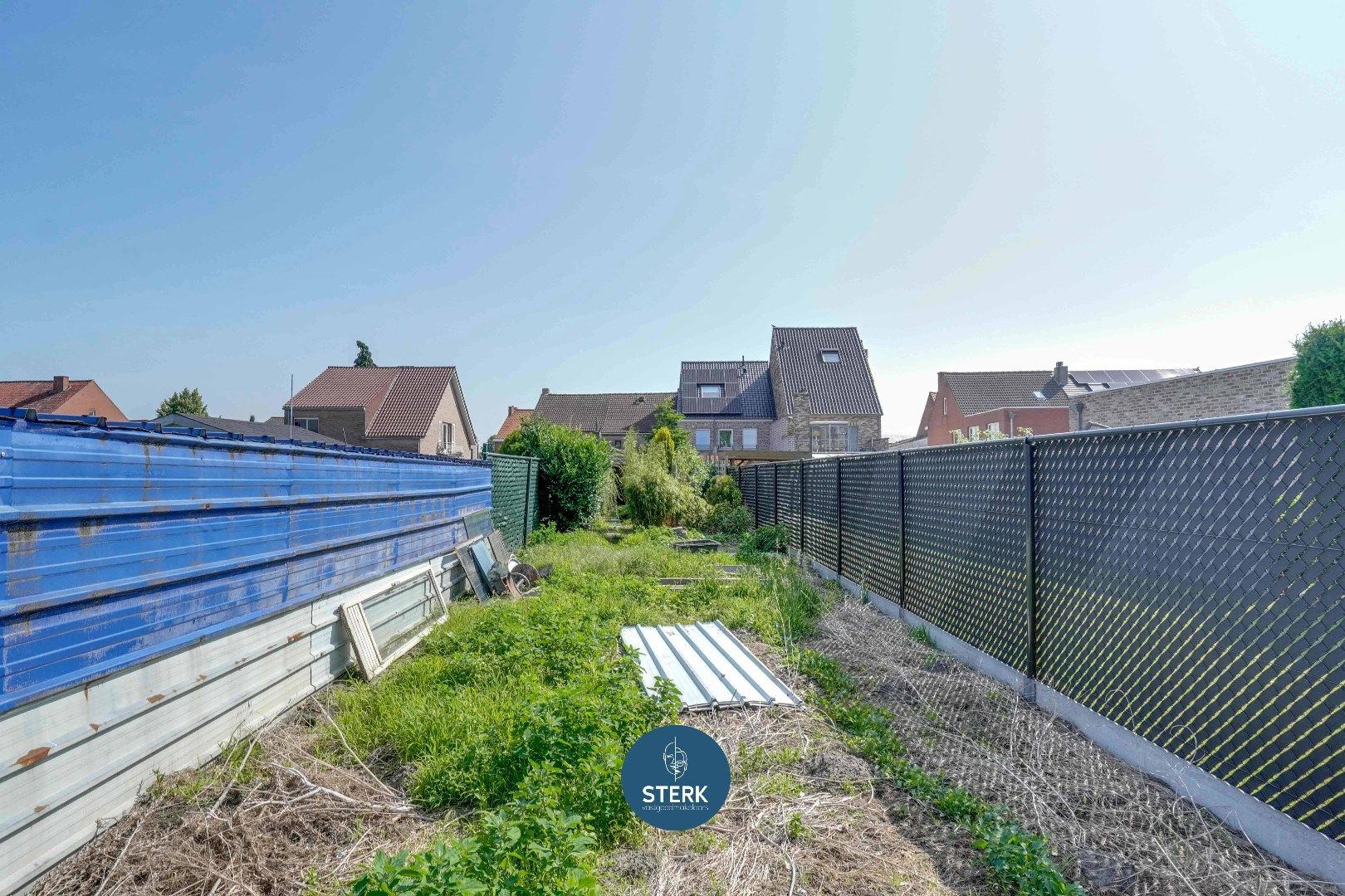 OP TE KNAPPEN GEZINSWONING OP EEN GUNSTIGE LOCATIE NABIJ CENTRUM LANAKEN !  foto 3