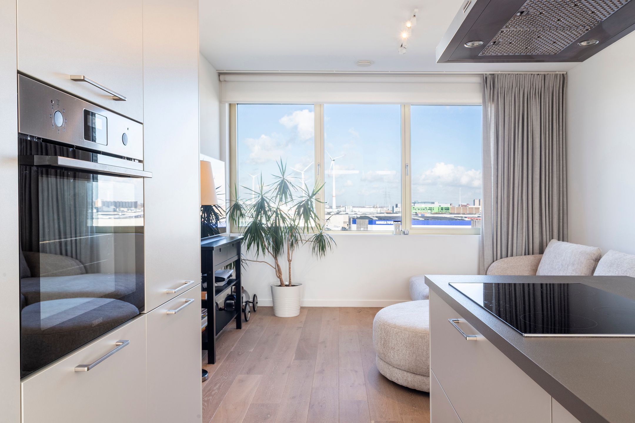licht, instapklaar 2-slpk-app. met zuidgericht terras foto 13