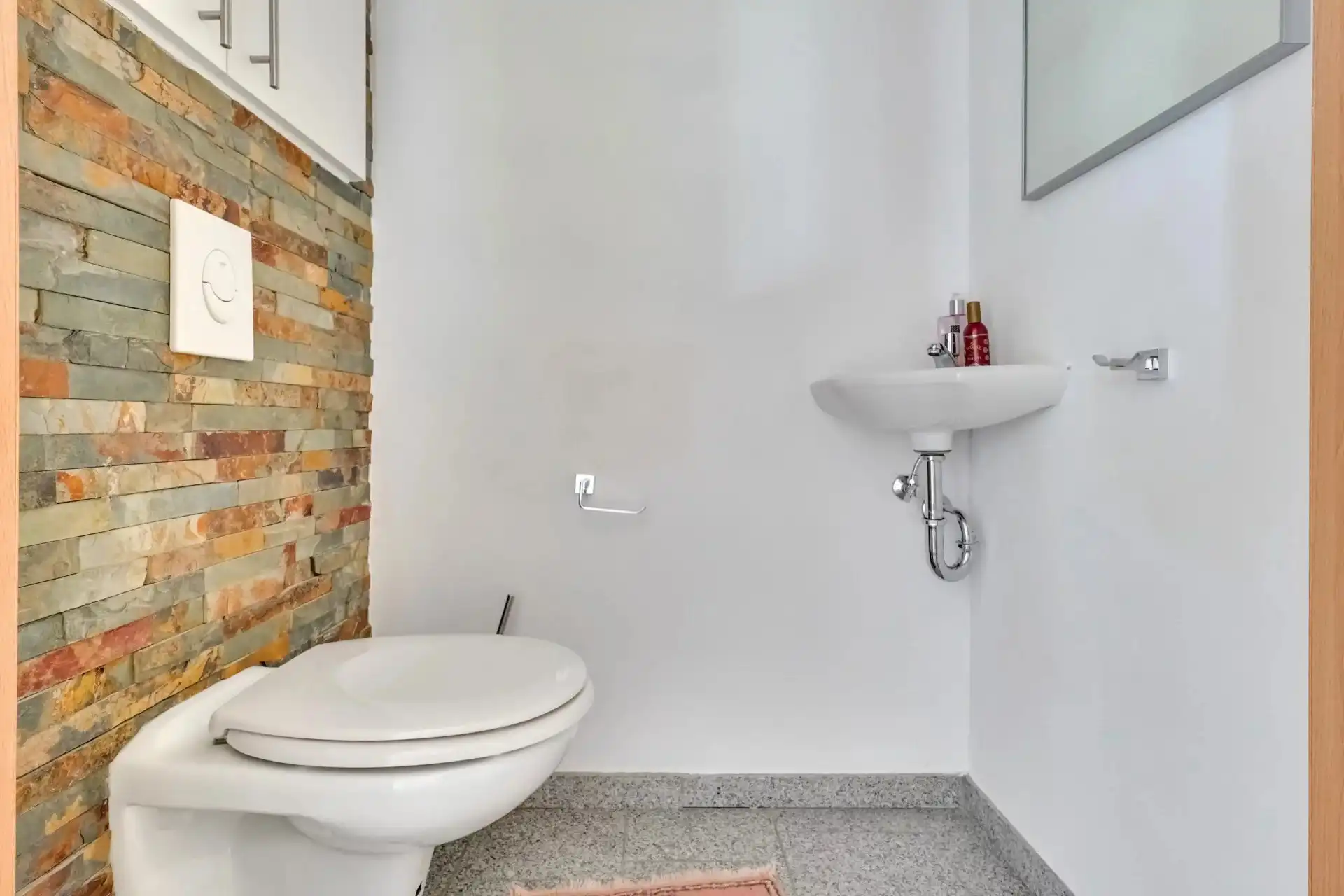 Zeer ruim Duplexappartement met 2 slaapkamers en ruim terras foto 8