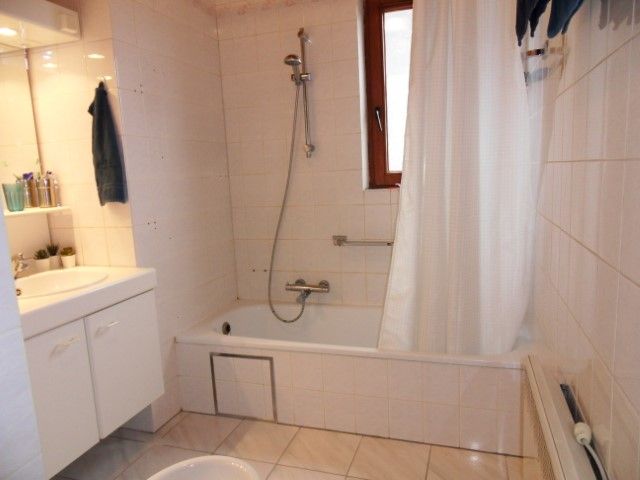 Ruim HOEKAPPARTEMENT met 2/3 slpkrs en garage 2W. foto 19